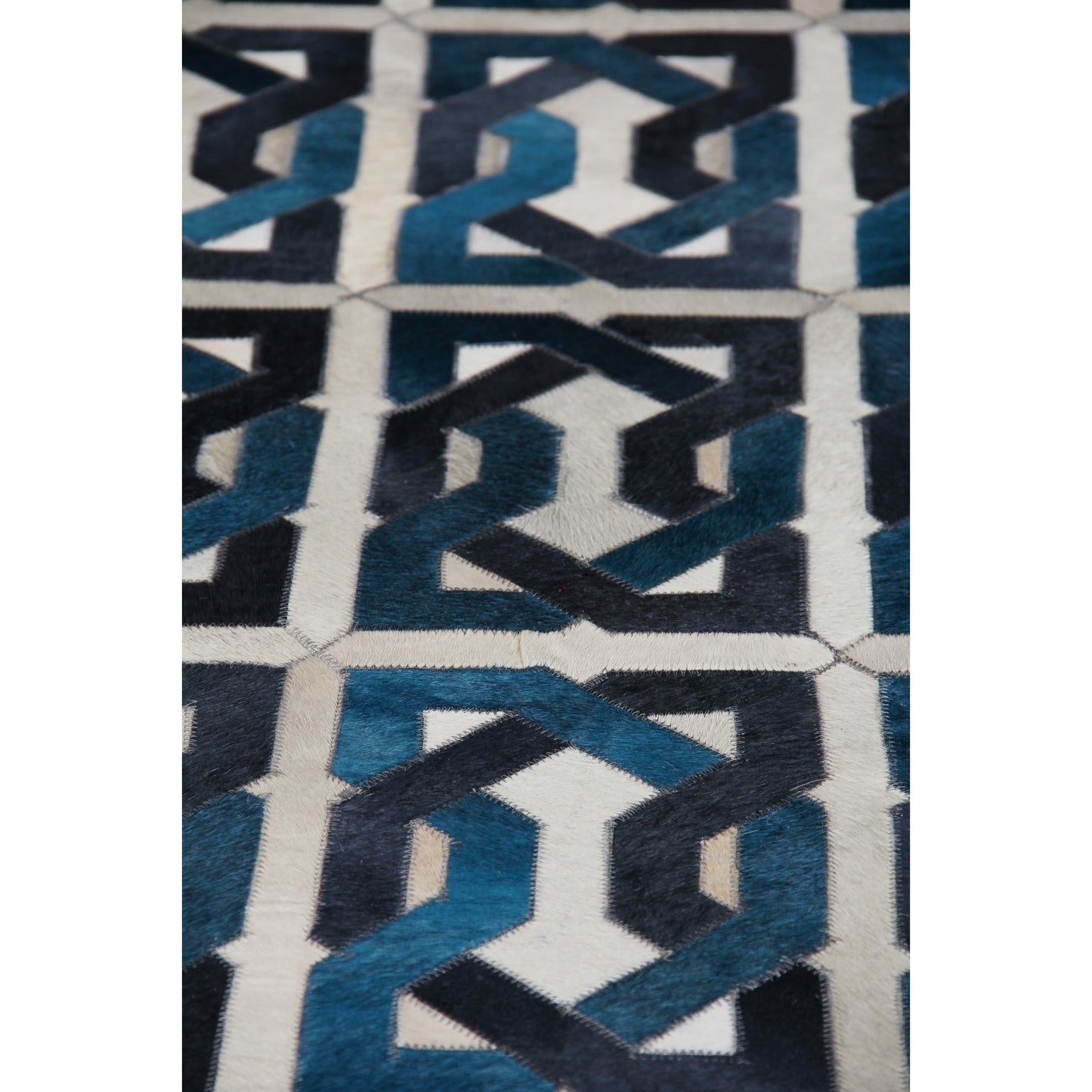 005 SI-1829113,SI-1829115 | Lifestyle | Natural Hide Rug - Ivory, Navy, Medium Blue by Exquisite Rugs in ivory, navy, medium blue. Made from leather hide in a unique style.