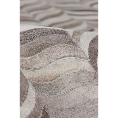 Natural Hide Rug II by Exquisite Rugs in silver. Made from leather hide in a unique style.