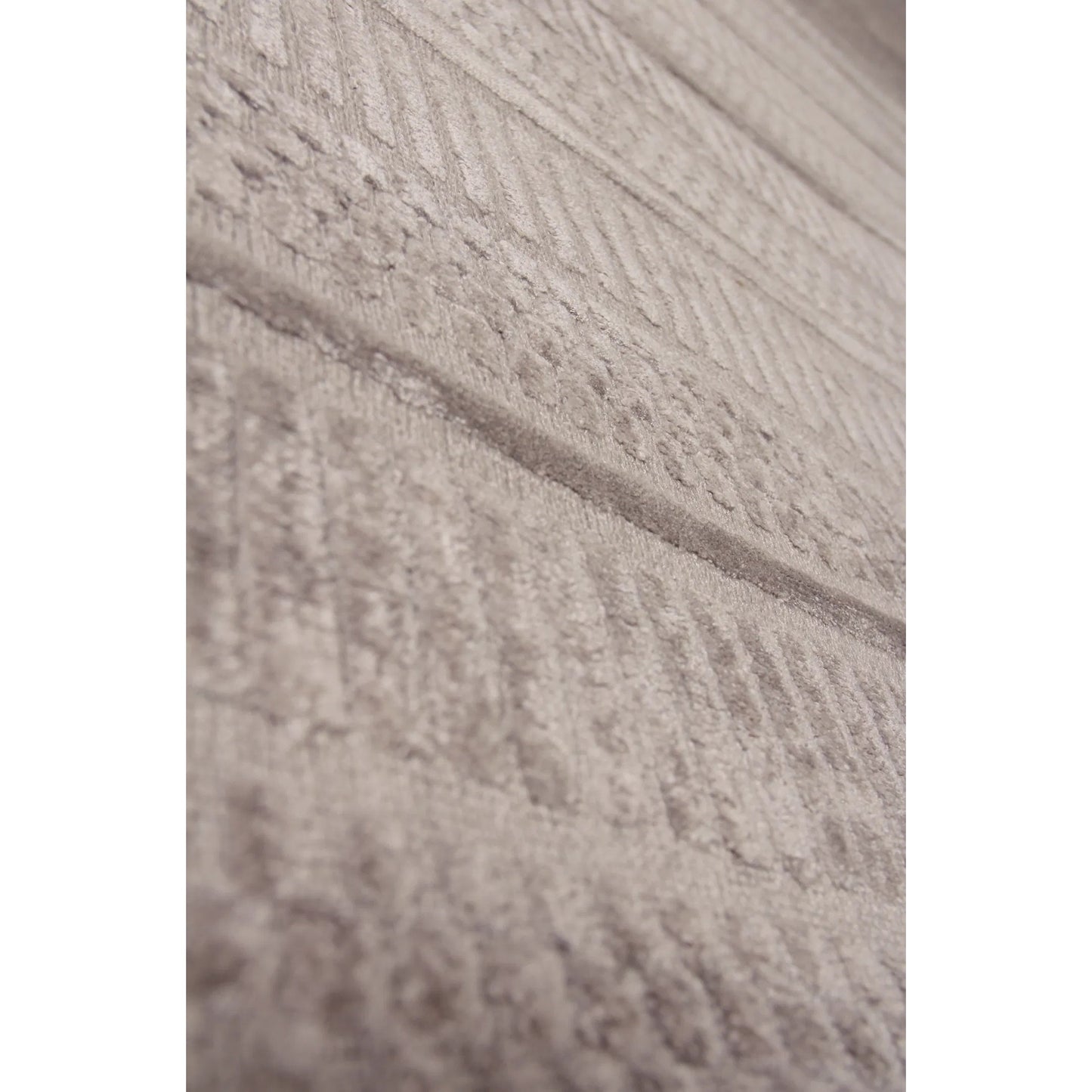 007 SI-2383715,SI-2383716 | Closeup | Addison Rug by Exquisite Rugs in aluminum. Made from bamboo silk in a unique style.