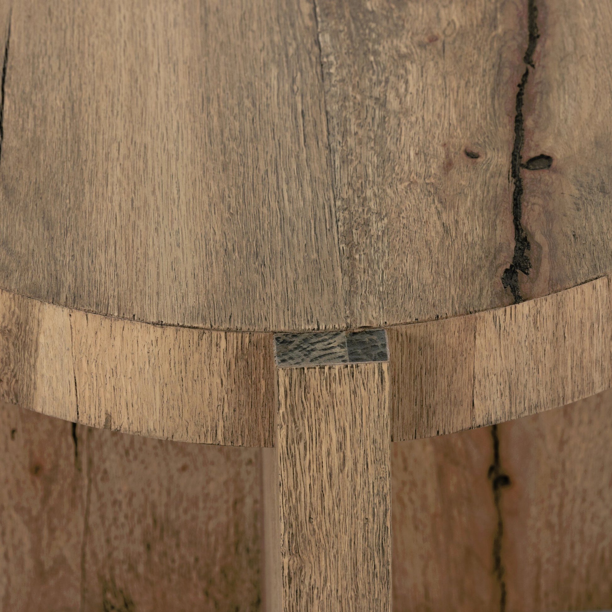 Bingham End Table by Four Hands in rustic oak veneer, distressed iron and distressed iron. Made from thick oak veneer, engineered hardwood, iron in a rustic style.