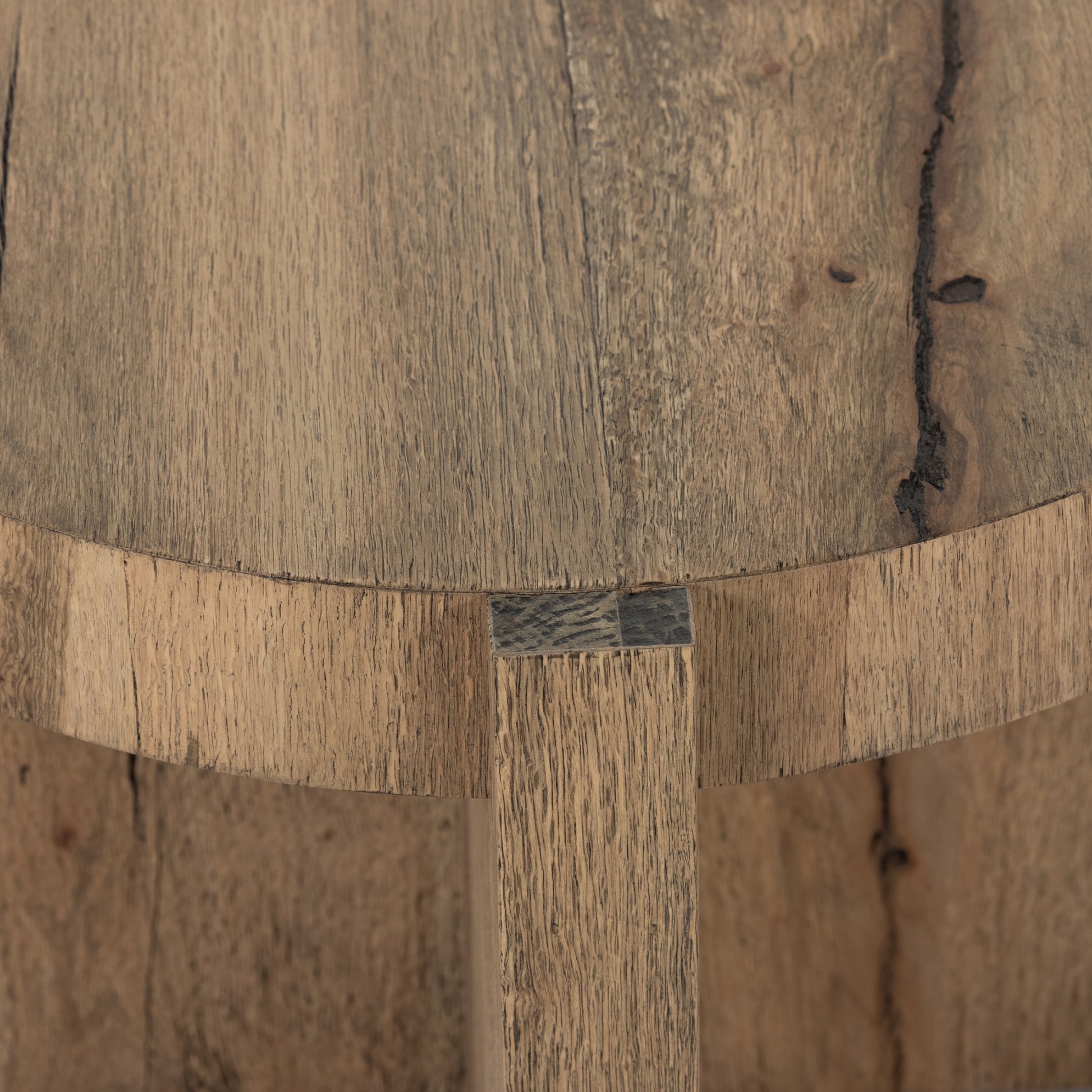 Bingham End Table by Four Hands in rustic oak veneer, distressed iron and distressed iron. Made from thick oak veneer, engineered hardwood, iron in a rustic style.