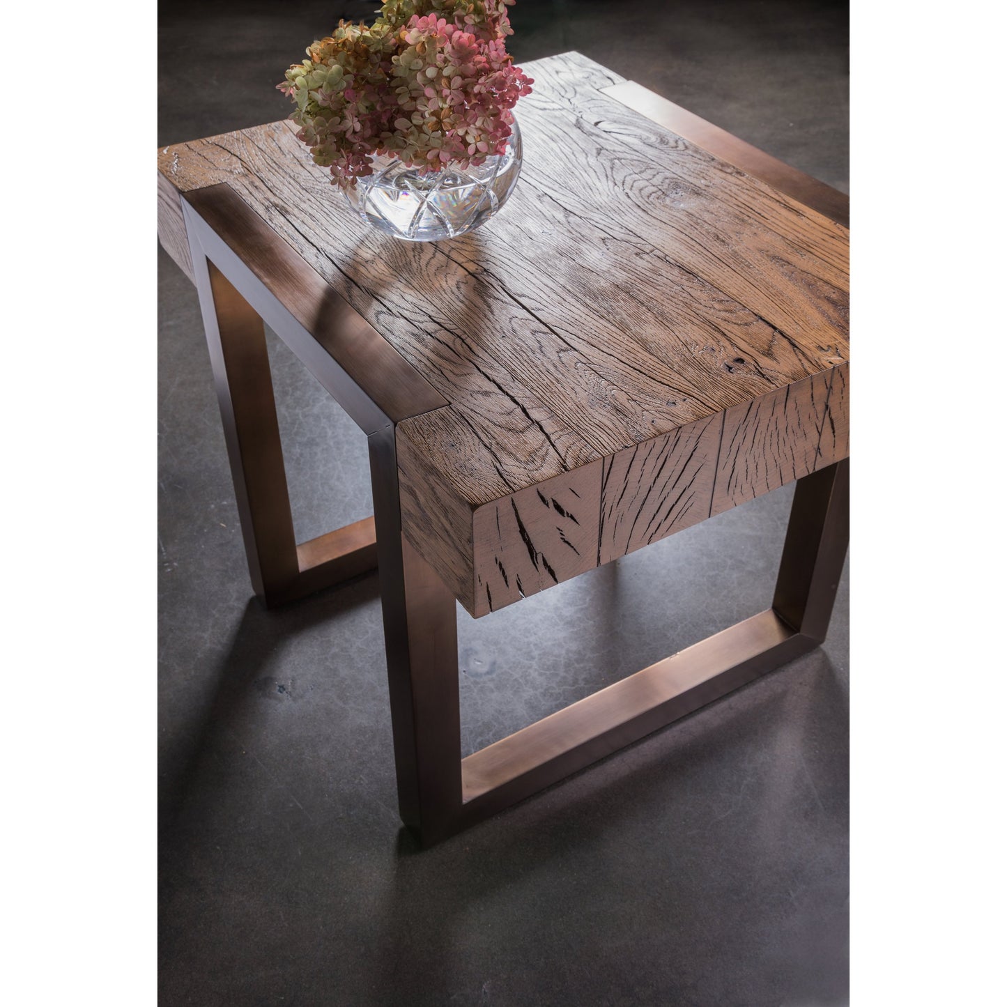 005 SI-1770477 | Lifestyle | Canto End Table by Artistica Home in honey brown. Made from unique in a modern style.
