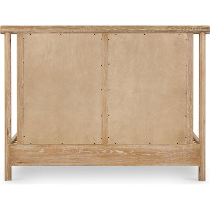 Montana Bed by Four Hands in altro snow, whitewashed oak. Made from 95% polyester, 5% acrylic, solid oak in a cottage & farmhouse style.