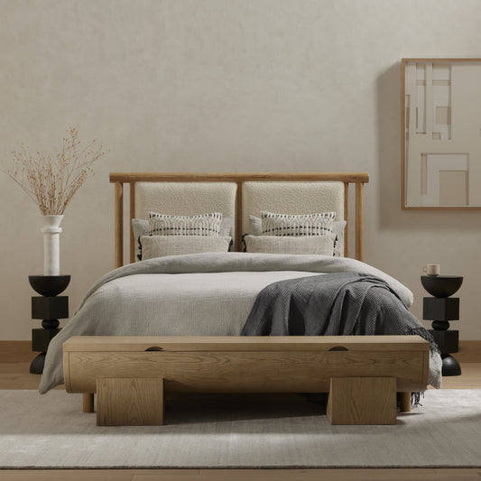 Montana Bed by Four Hands in altro snow, whitewashed oak. Made from 95% polyester, 5% acrylic, solid oak in a cottage & farmhouse style.
