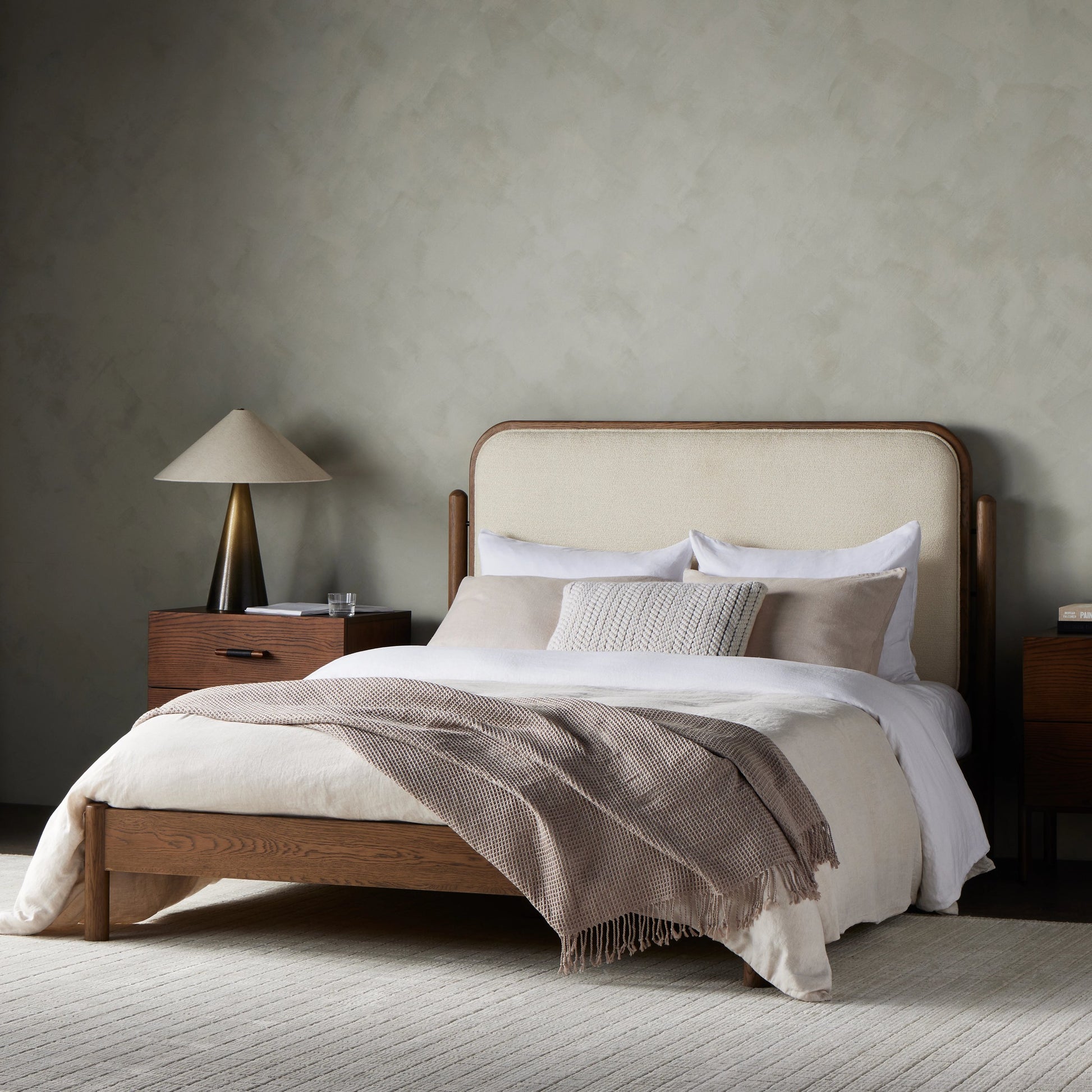 Caroline Bed by Four Hands in kerbey ivory. Made from 96% polyester, 4% acrylic, solid oak in a rustic style.