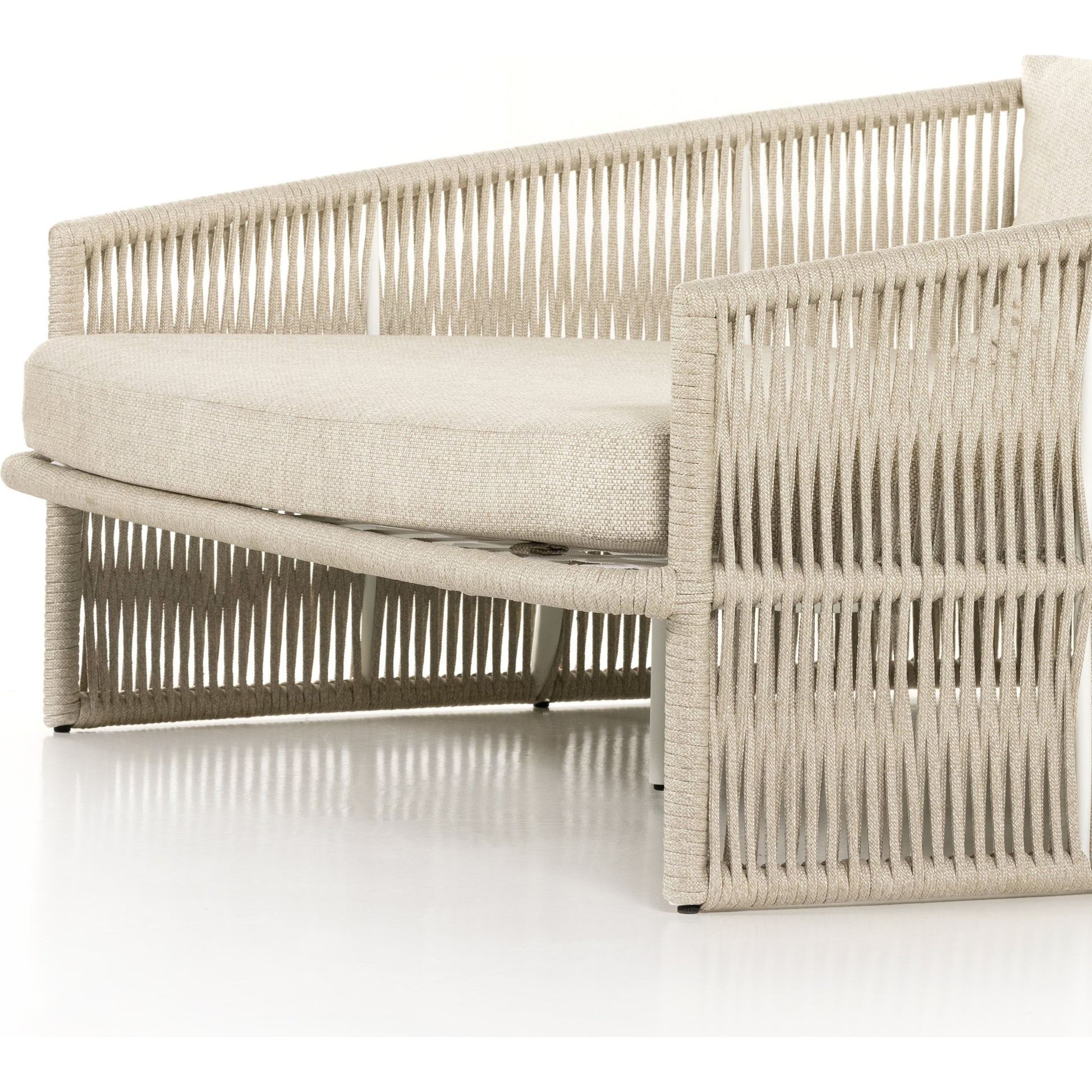 Porto Outdoor Daybed by Four Hands. Made from 100% olefin, aluminum, 100% polypropylene in a coastal style.