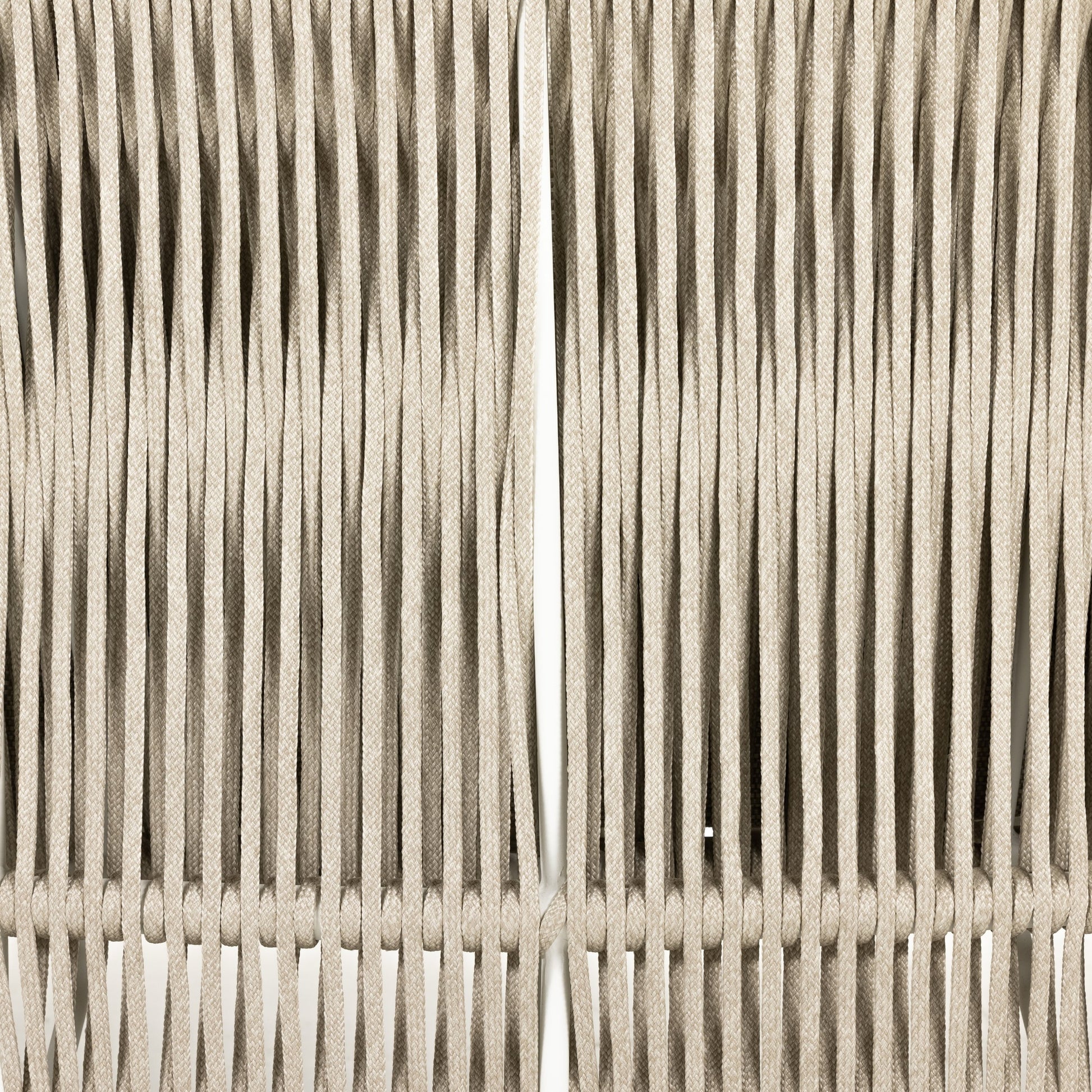 Porto Outdoor Daybed by Four Hands. Made from 100% olefin, aluminum, 100% polypropylene in a coastal style.