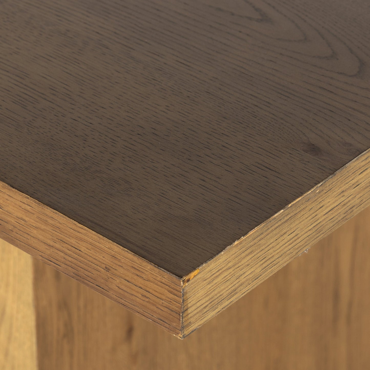 006 SI-1977267 | Additional Silo | Eaton Dining Table by Four Hands in amber oak resin. Made from thick oak veneer, solid oak in a cottage & farmhouse style.