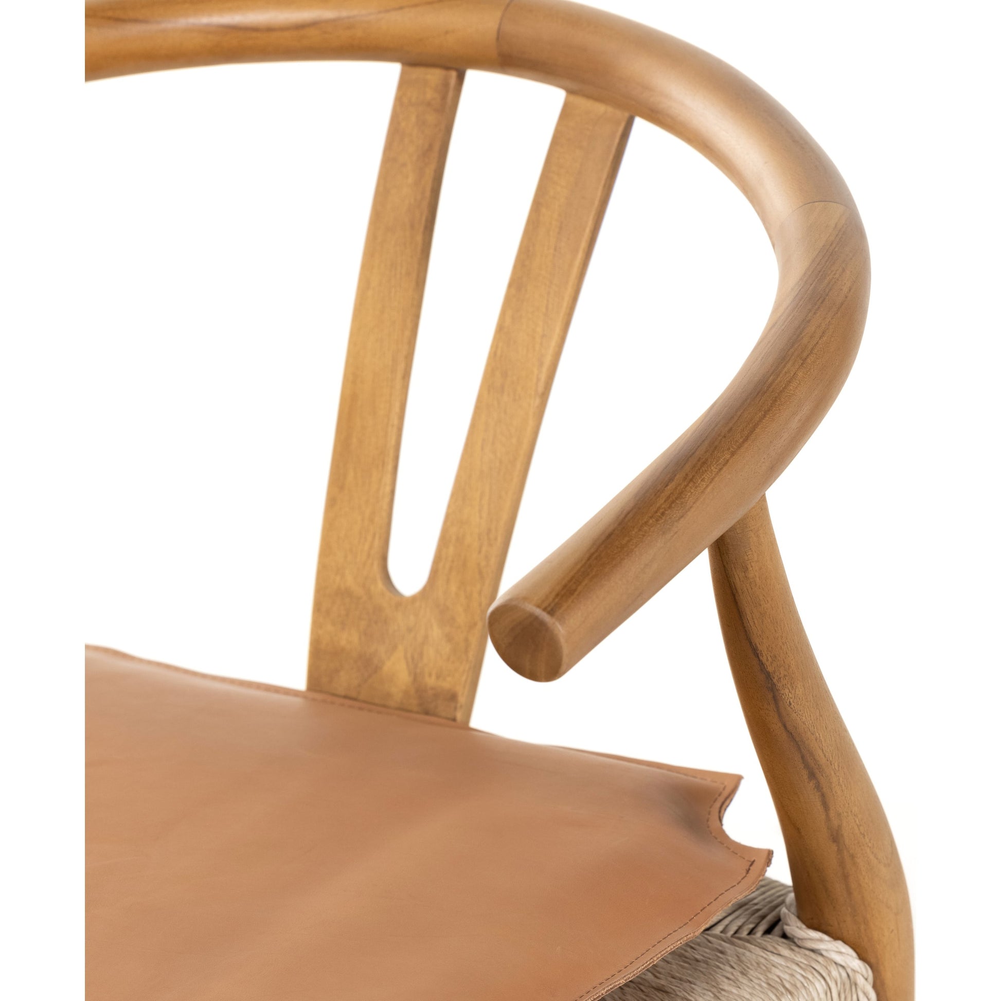 Muestra Dining Chair by Four Hands. Made from solid teak, 100% polyethylene in a coastal style.