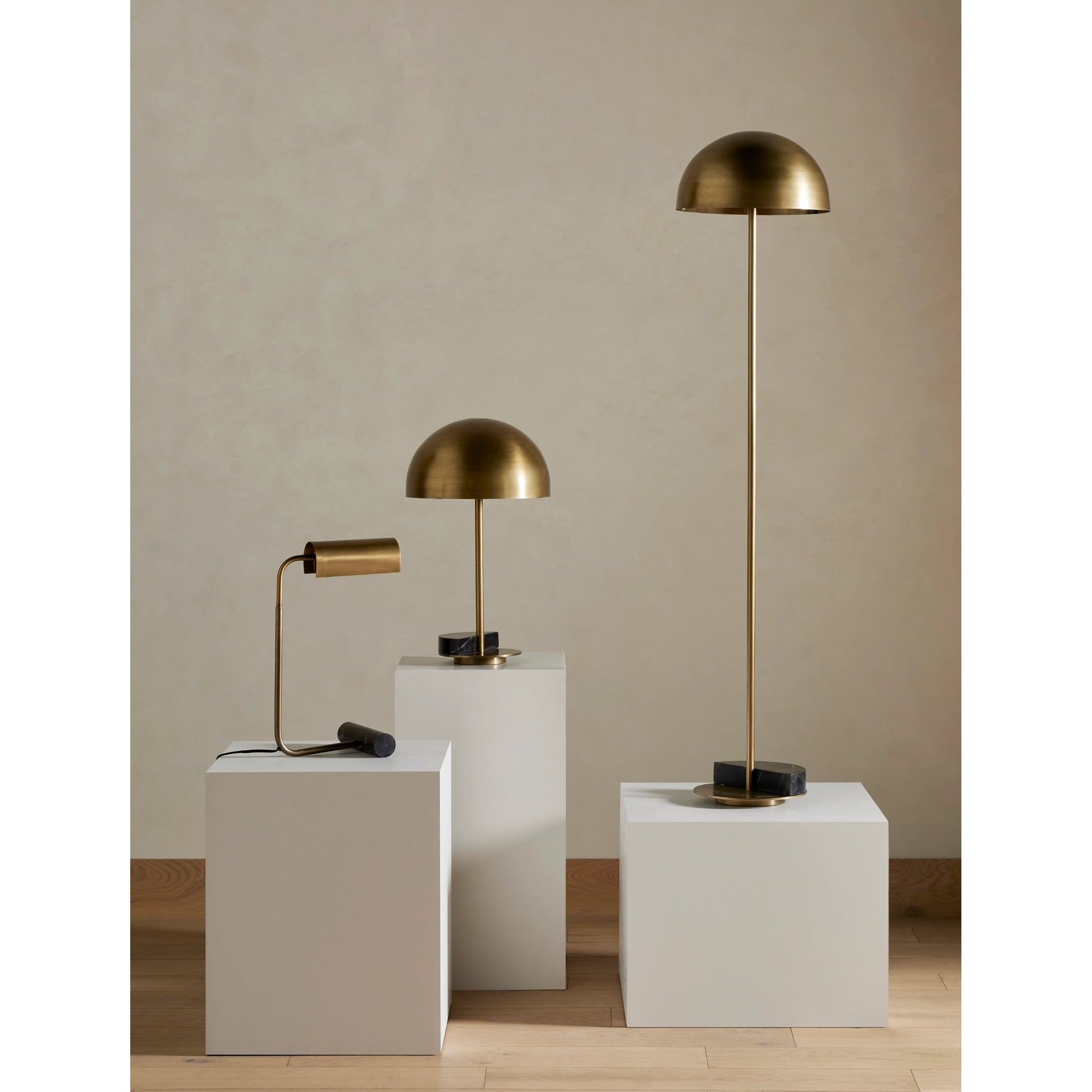 Zanda Table Lamp by Four Hands in antique brass, black italian marble. Made from solid marble, stainless steel in a modern style.