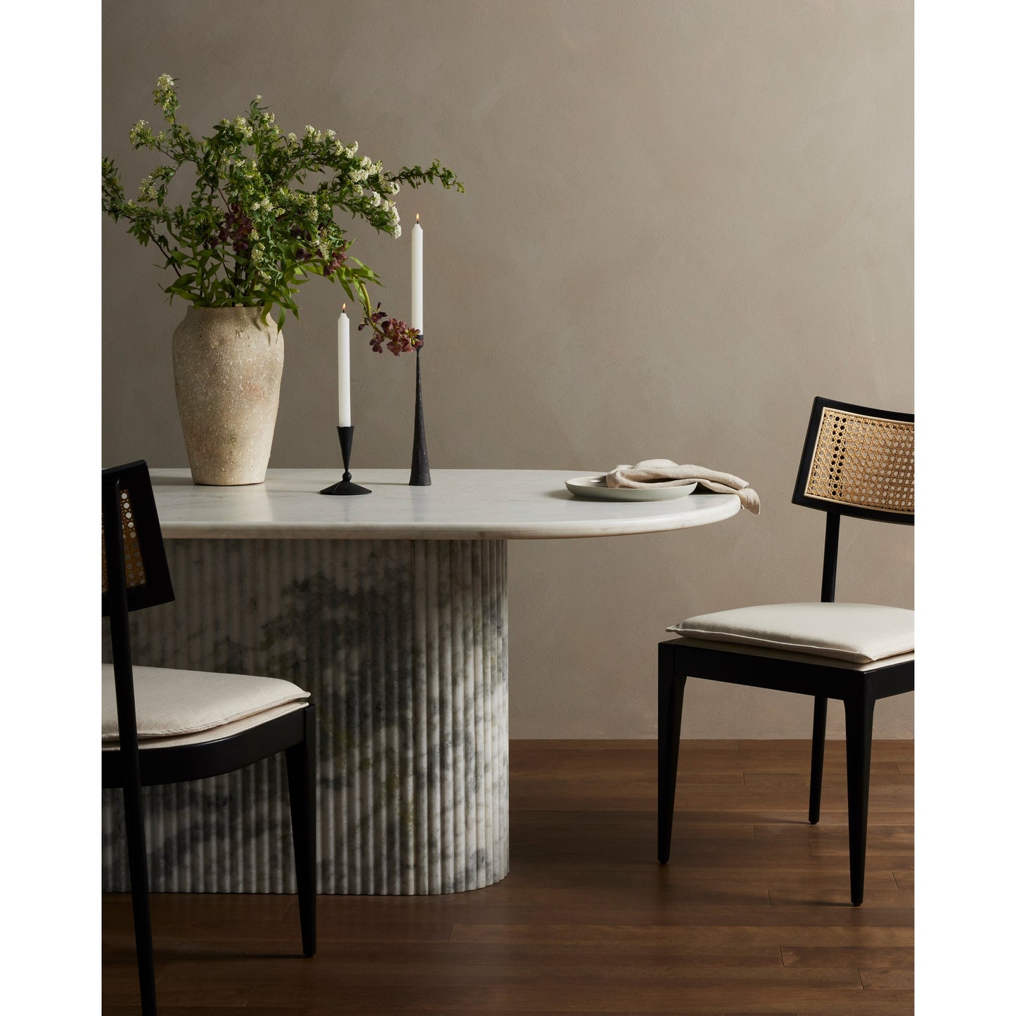 011 SI-1902003 | Lifestyle | Oranda Dining Table by Four Hands in white scalloped marble, polished white marble w, sealant and white scalloped marble, polished white marble. Made from solid marble in a modern style.
