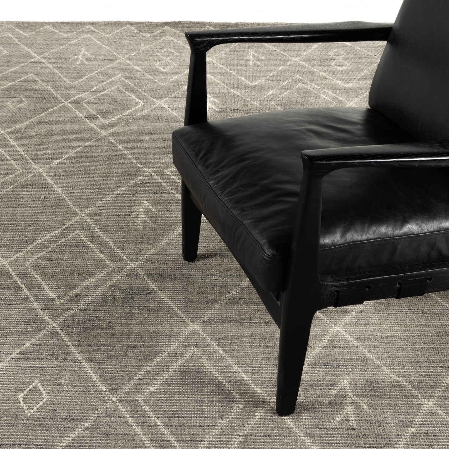 029 SI-1798640 | Lifestyle | Nador Moroccan Rug by Four Hands in grey. Made from 90% wool, 10% cotton in a unique style.