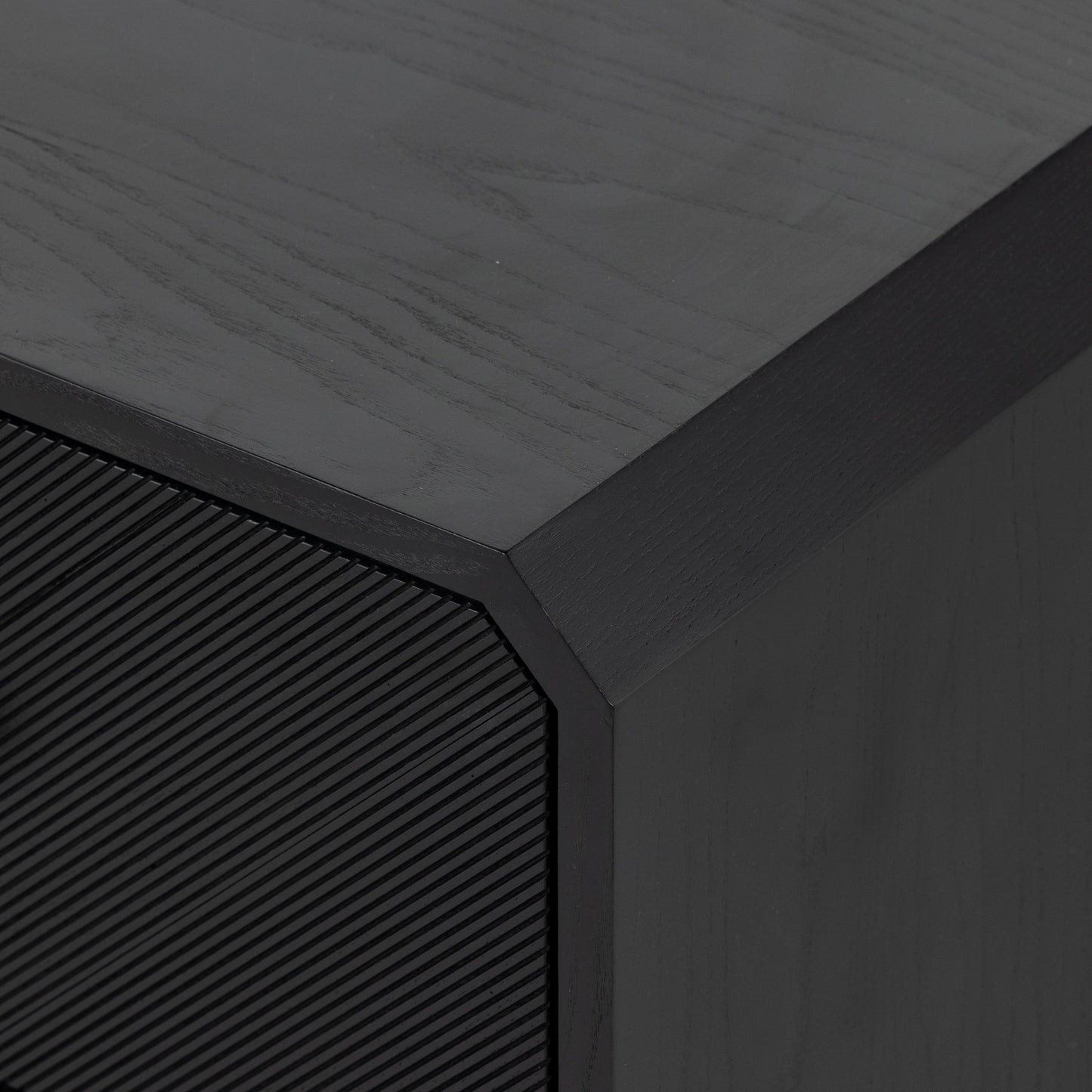 016 SI-1901067 | Additional Silo | Caspian 6 Drawer Dresser by Four Hands. Made from ash veneer, resawn, iron in a eclectic & global style.
