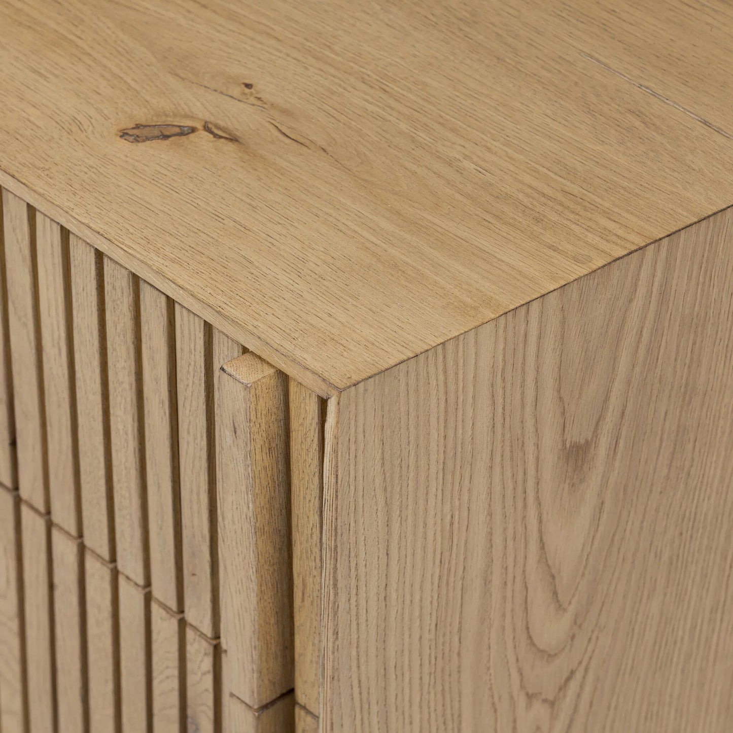 015 SI-2519226 | Closeup | Leo Nightstand by Four Hands. Made from thick oak veneer, solid oak in a transitional style.