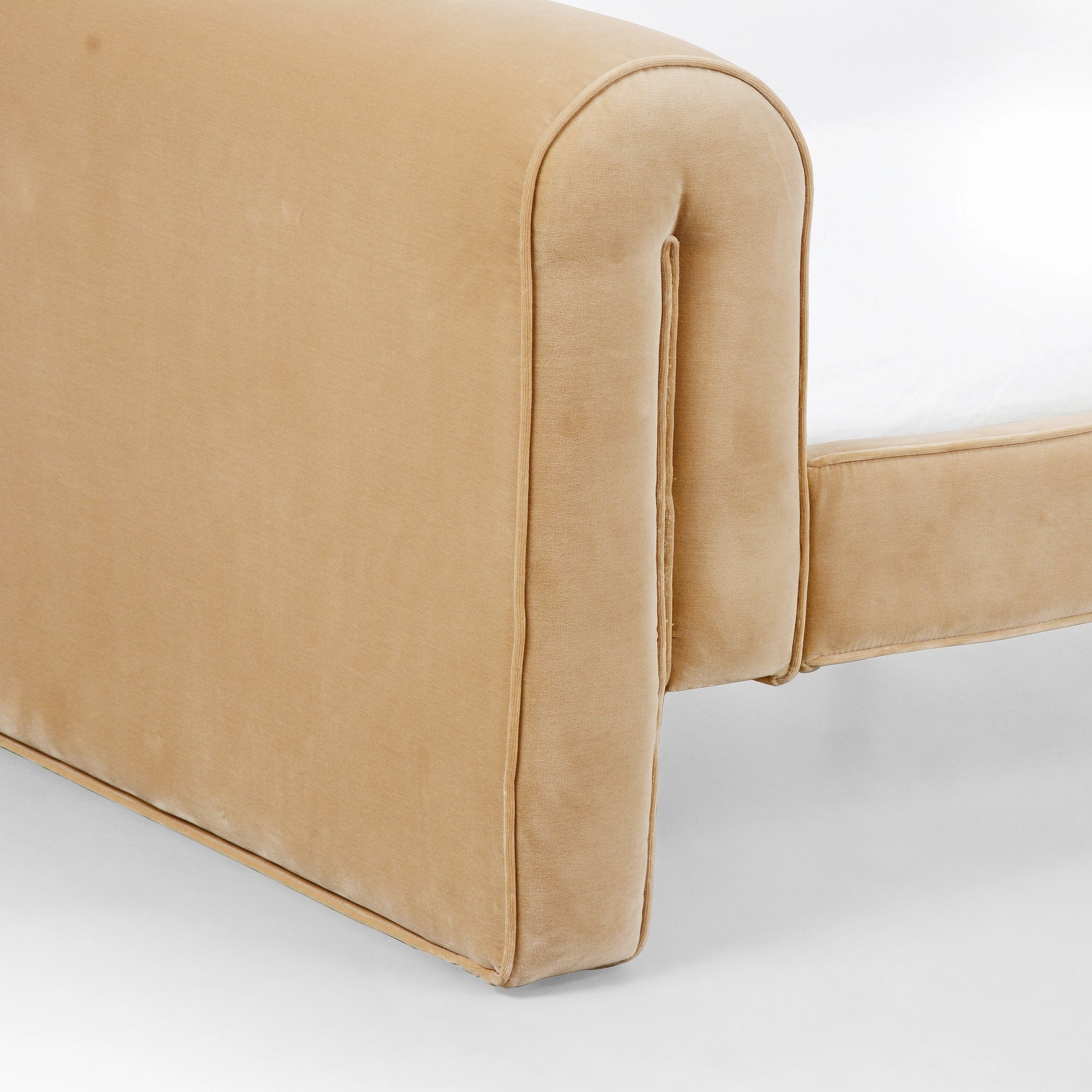 Mitchell Bed by Four Hands. Made from unique in a modern style.