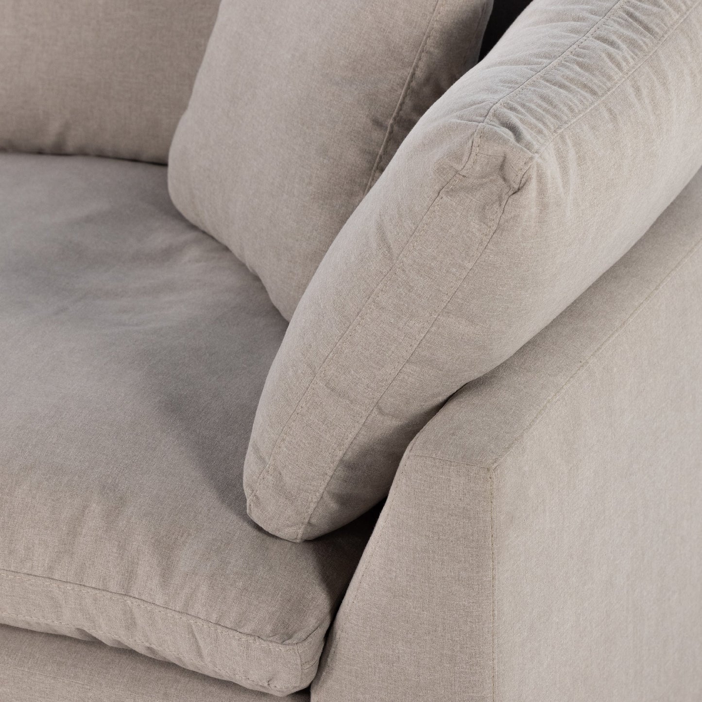 010 SI-1800117 | Additional Silo | Stevie 3-Piece Sectional Sofa by Four Hands. Made from unique in a modern style.