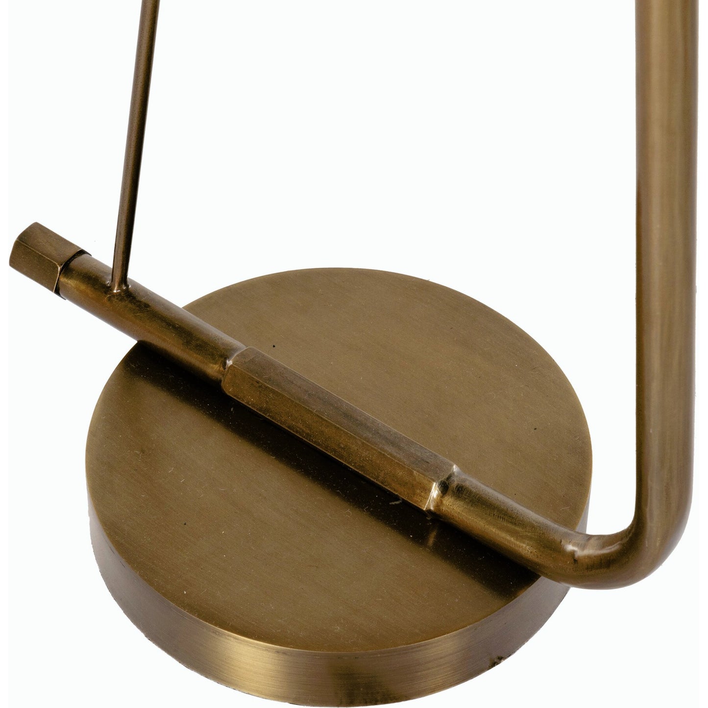 017 SI-2001242 | Closeup | Egon Floor Lamp by Four Hands in antique brass. Made from solid mango, iron in a transitional style.