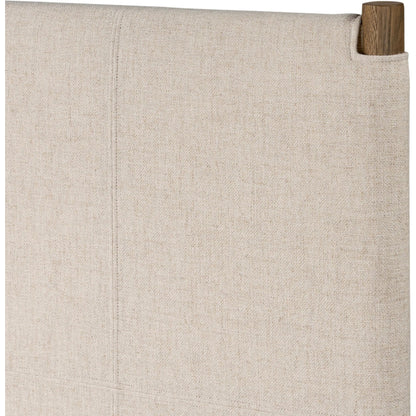 Salado Bed by Four Hands in antigo natural, worn oak. Made from 53% polyester, 30% acrylic, 17% flax/linen, solid oak in a transitional style.