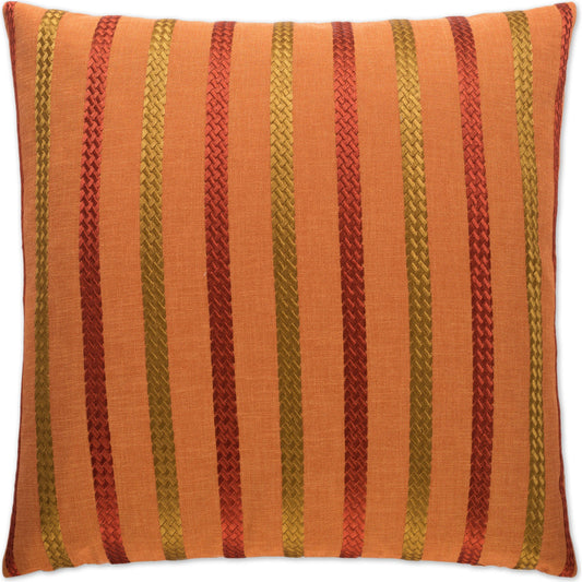 Cheverny by DV Kap Home. Made from 100% polyester, embroidery: 100% rayon in a transitional style.