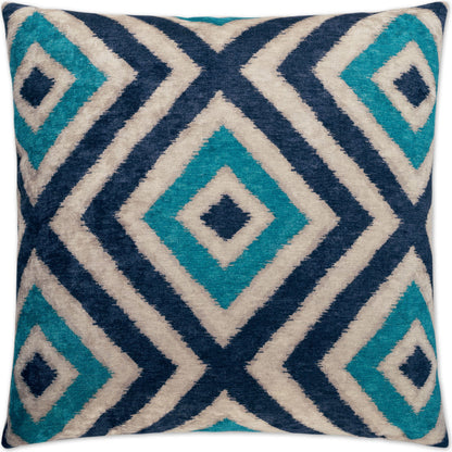 Registan by DV Kap Home. Made from 100% polyester in a modern style.