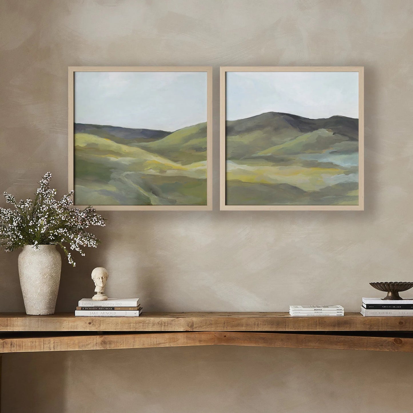 010 SI-2535035,SI-2535036,SI-2535037,SI-2535038 | Lifestyle | Highland by Lauren Fuhr by Four Hands. Made from matte canvas in a cottage & farmhouse style.