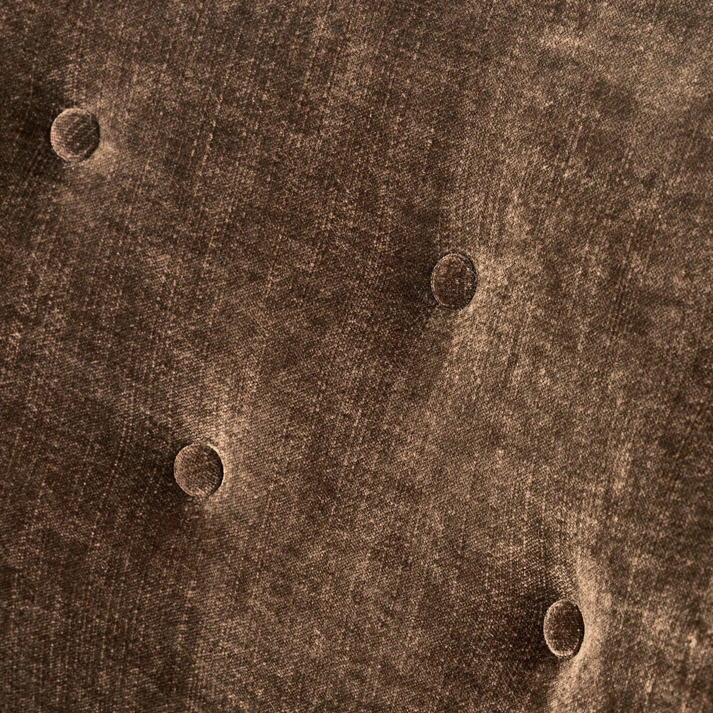 011 SI-2531661 | Closeup | Marnie Velvet Chaise Lounge by Four Hands in altair mushroom, aged sienna. Made from 100% polyester, solid rosa morada in a unique style.