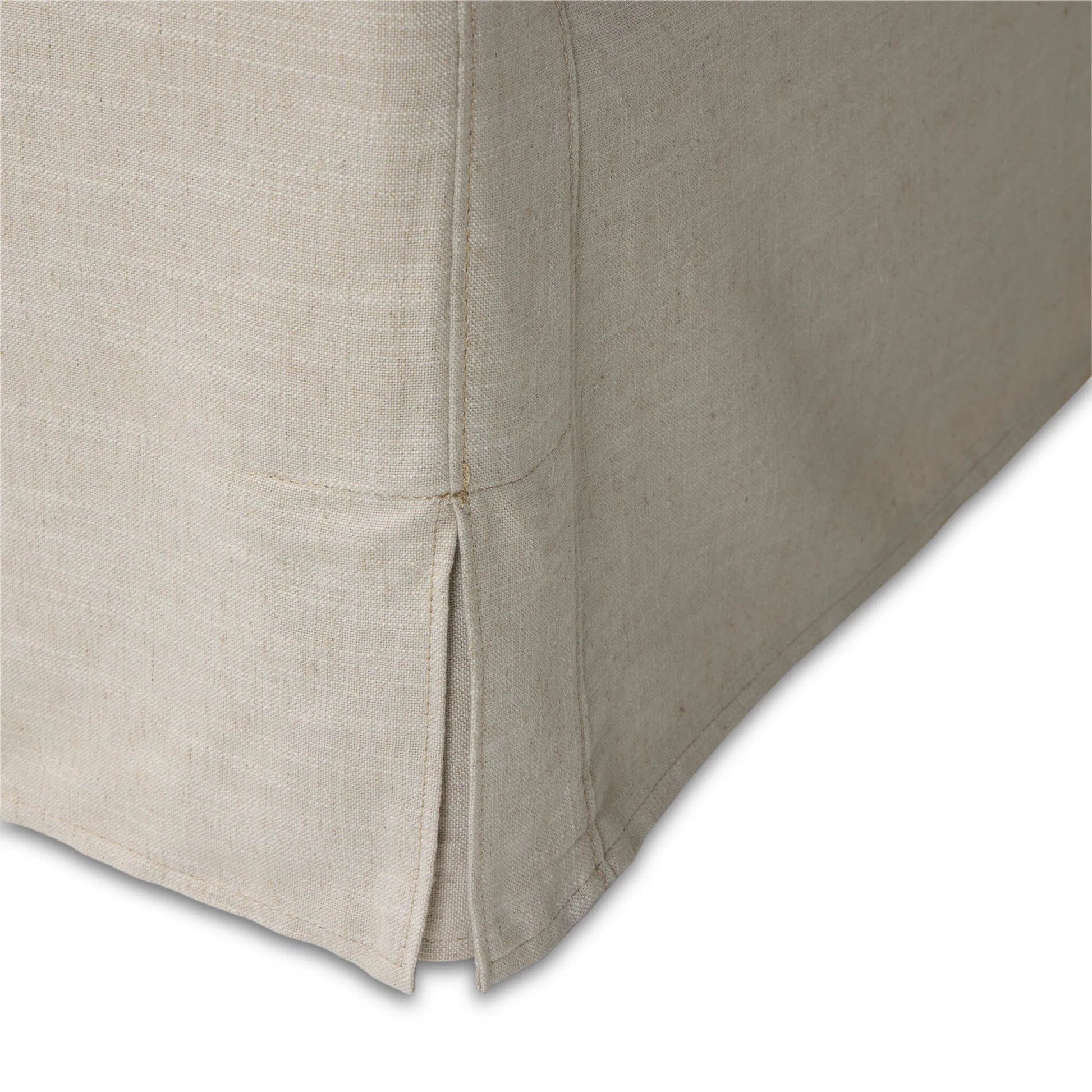 Daphne Slipcover Bed by Four Hands. Made from 61% polyester, 31% viscose (rayon), 8% flax/linen, solid parawood in a modern style.
