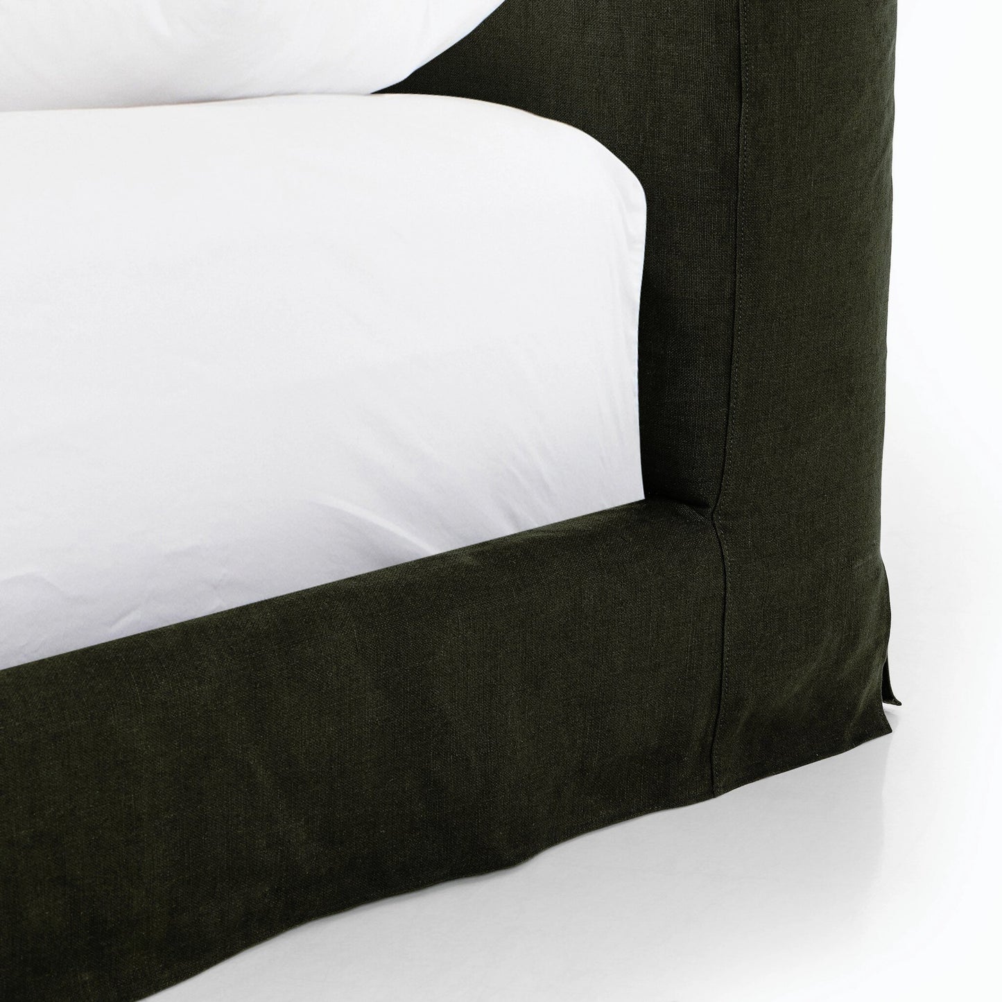043 SI-1980023 | Closeup | Aidan Slipcover Bed by Four Hands in brussels pine. Made from 100% flax, linen, iron, 100% polyester in a modern style.