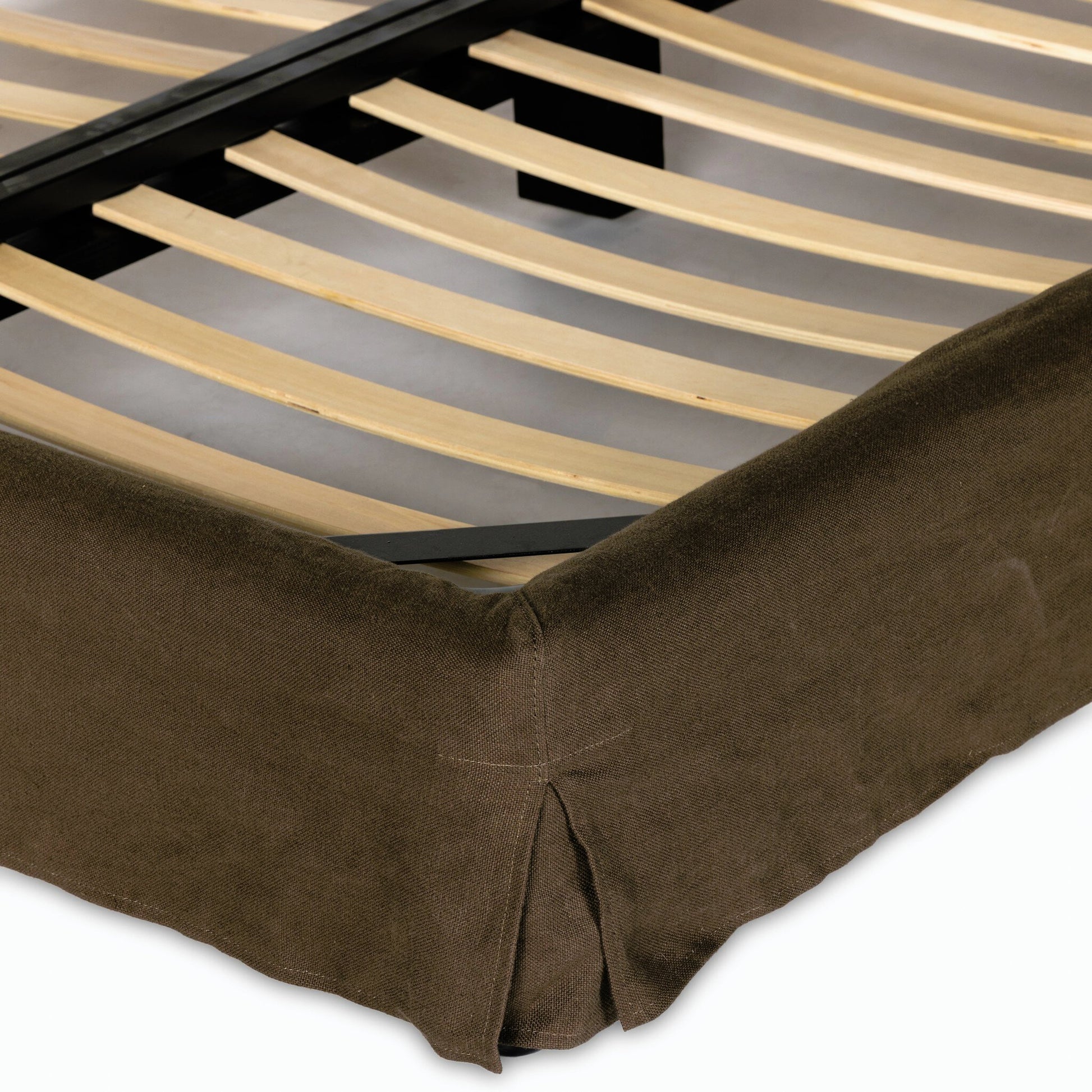 Aidan Slipcover Bed by Four Hands in brussels pine. Made from 100% flax, linen, iron, 100% polyester in a modern style.