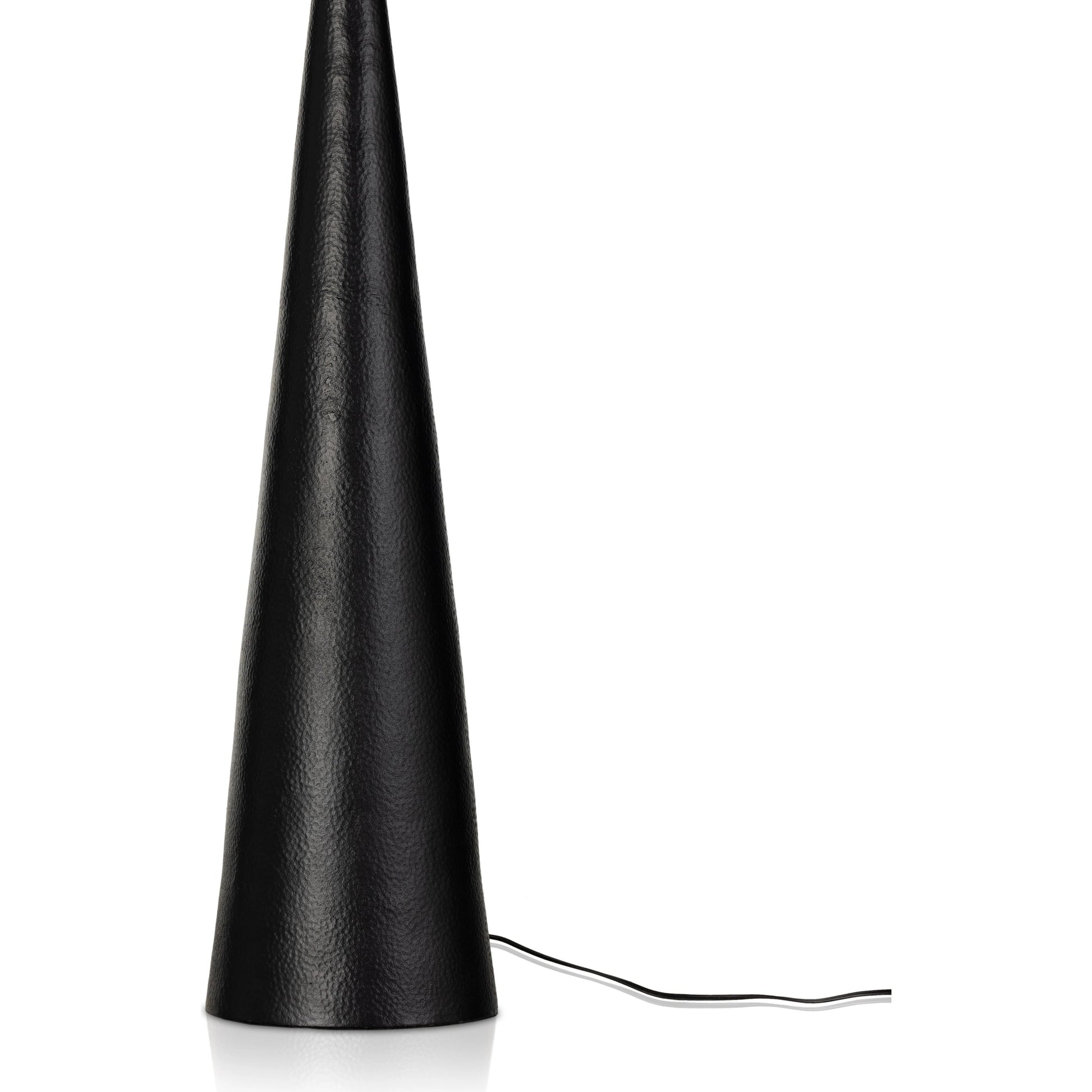 Ziggy Floor Lamp by Four Hands in hammered black. Made from aluminum, 100% cotton, thermoplastic in a modern style.