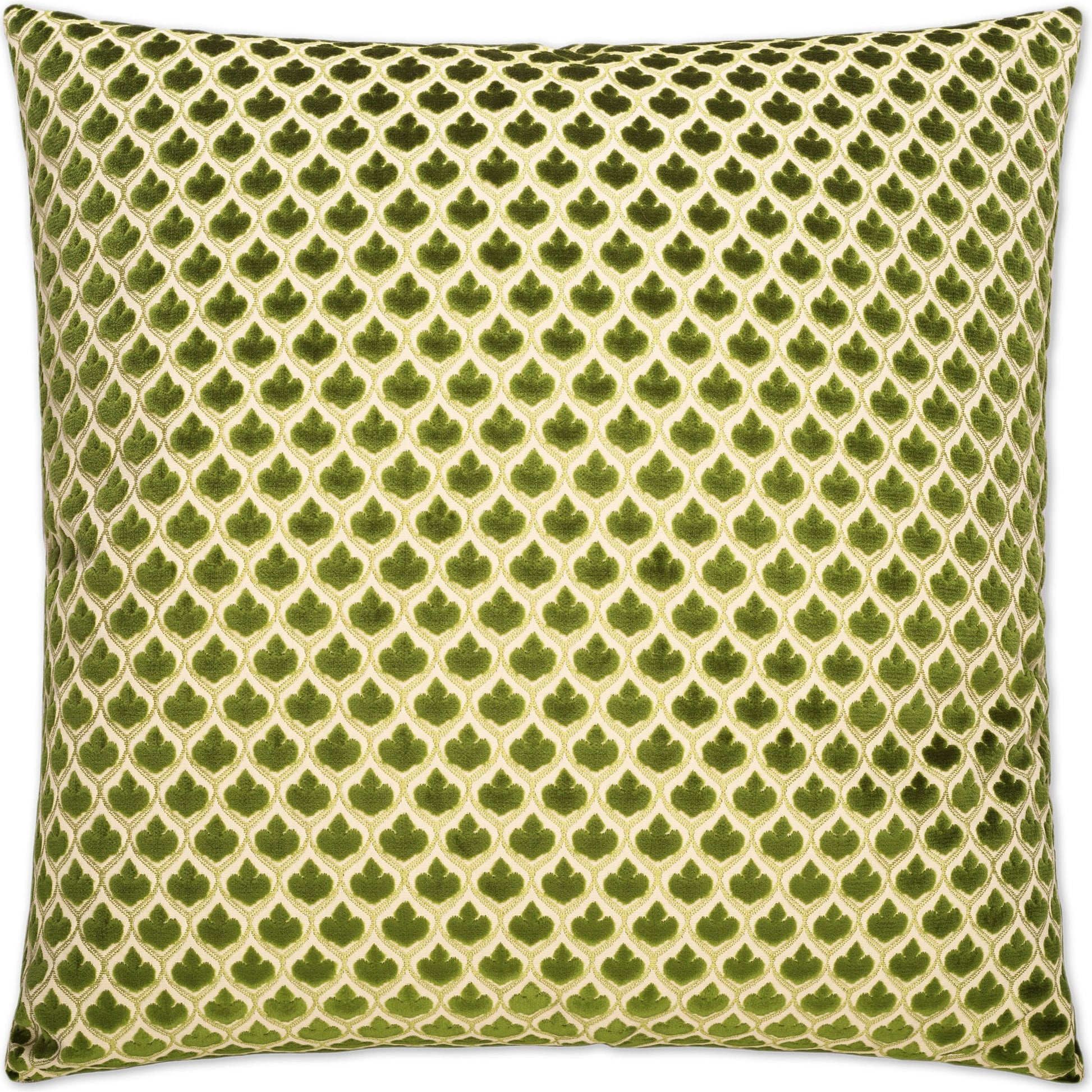 Posh by DV Kap Home. Made from 60% polyester, 40% acrylic in a transitional style.