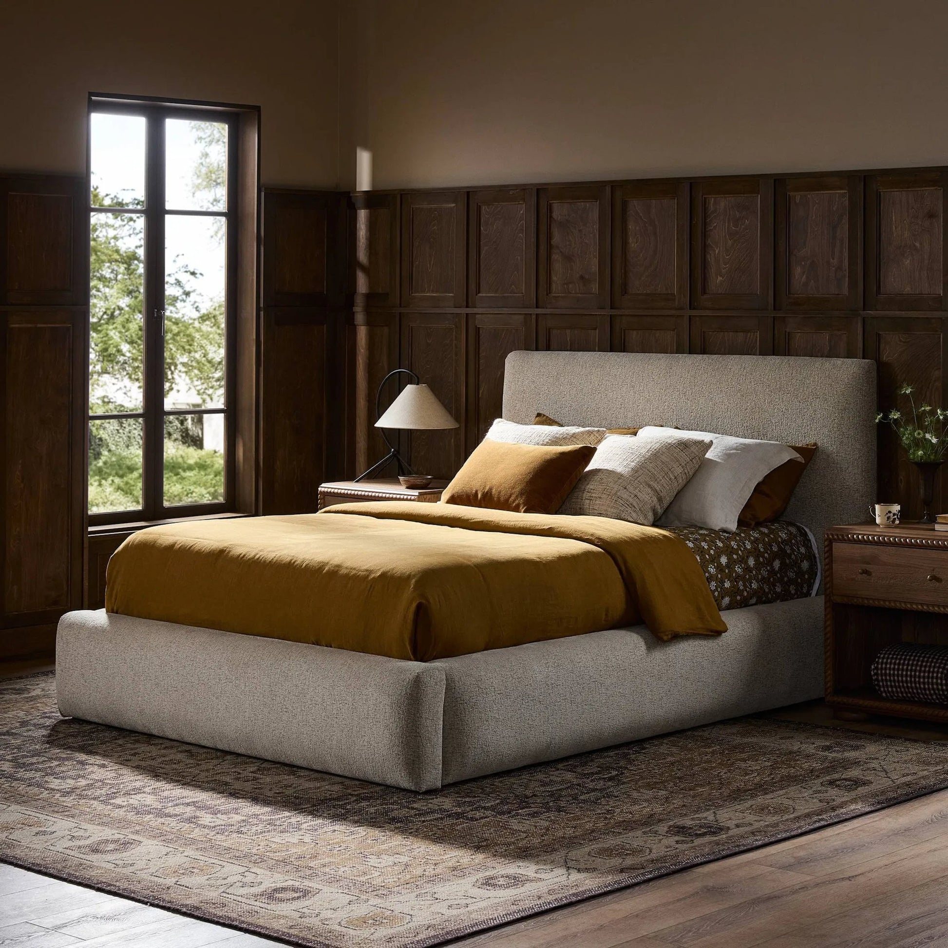 Quincy Bed by Four Hands in plushtone linen, black. Made from 100% polyester, solid parawood in a transitional style.