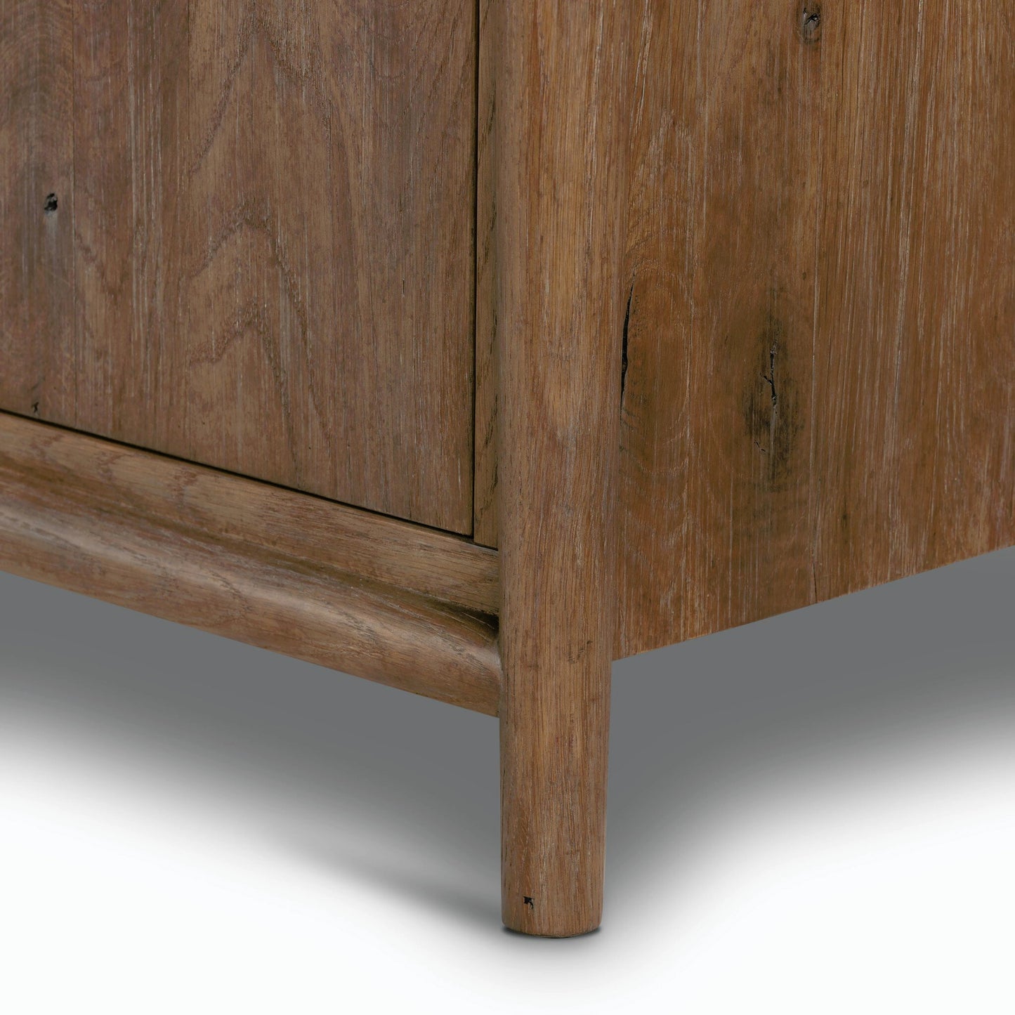 026 SI-2001369 | Closeup | Glenview 6 Door Sideboard by Four Hands in weathered oak veneer. Made from solid oak, thick oak veneer in a modern style.
