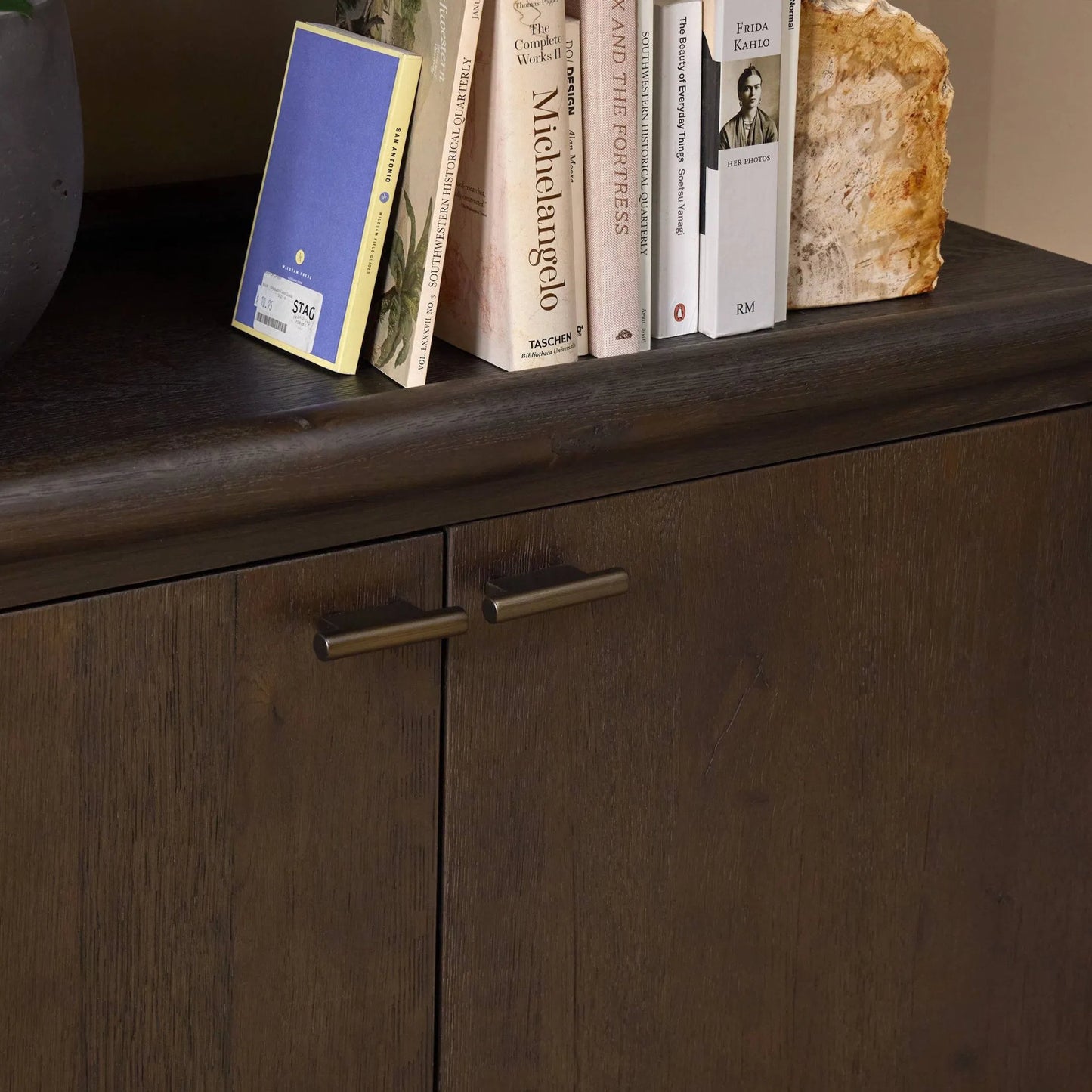 038 SI-2535004 | Closeup | Glenview Bookcase by Four Hands in weathered oak. Made from unique in a modern style.