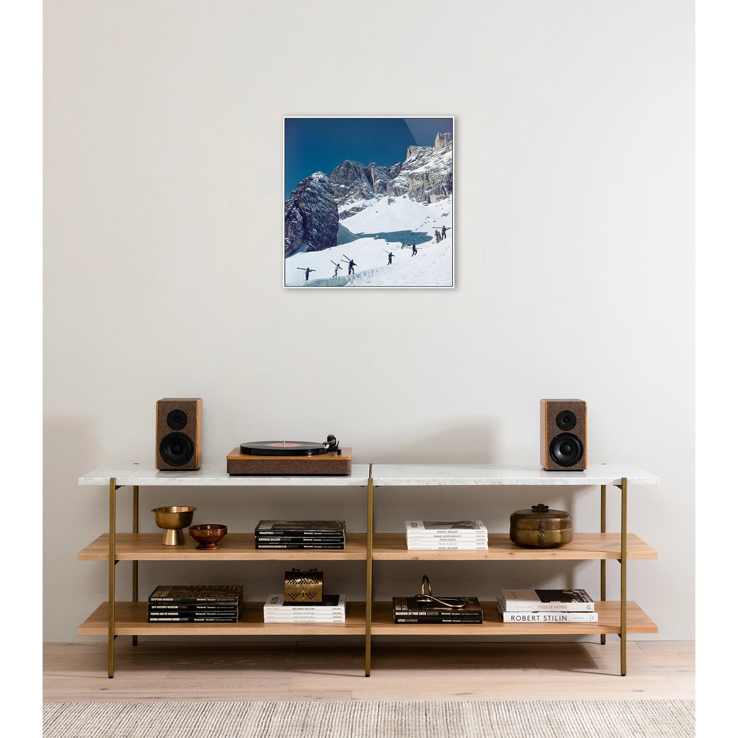 006 SI-2091427 | Lifestyle | Cortina D'ampezzo by Slim Aarons by Four Hands. Made from american maple, gloss white chromaluxe in a modern style.