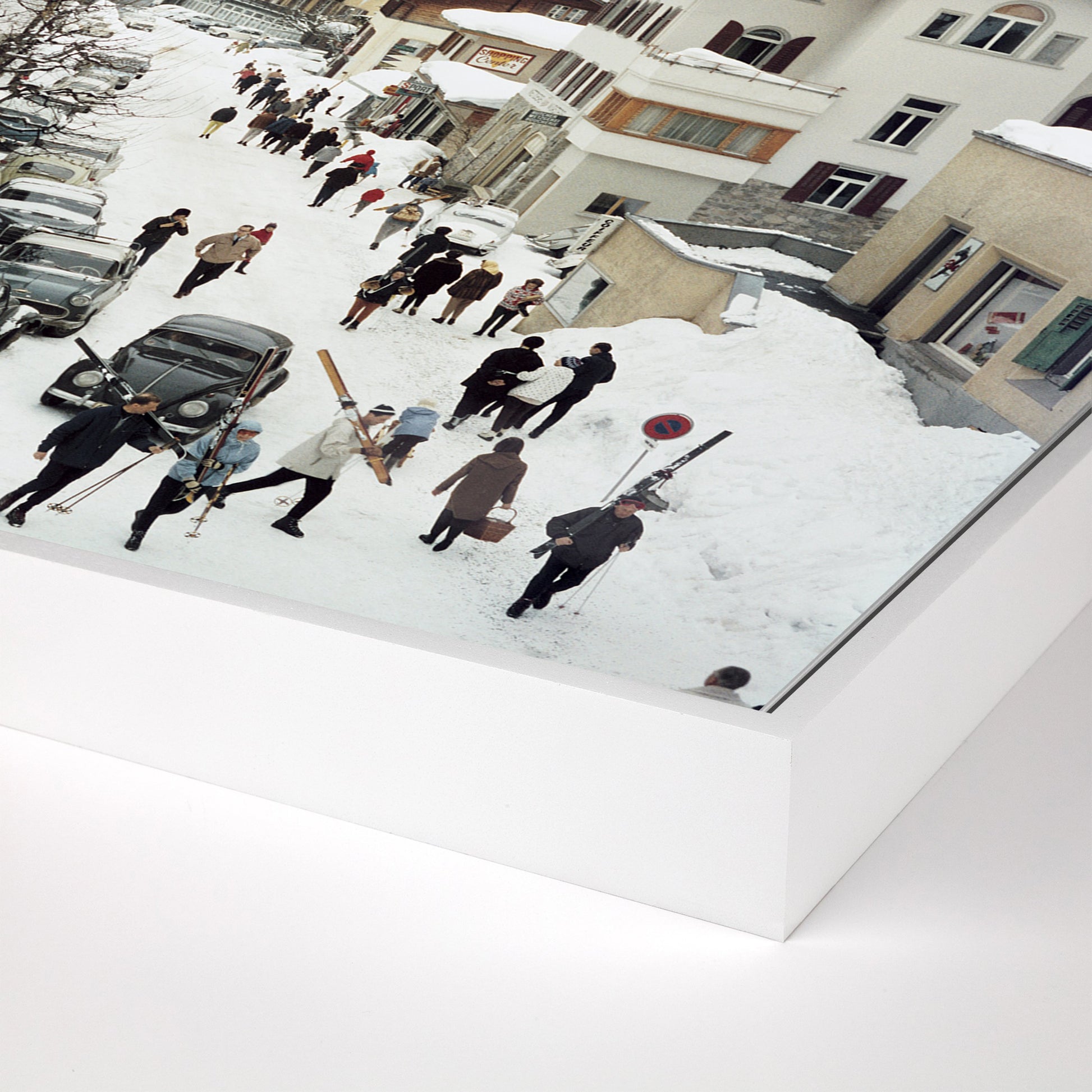 Klosters by Slim Aarons by Four Hands. Made from white maple, gloss white chromaluxe in a modern style.