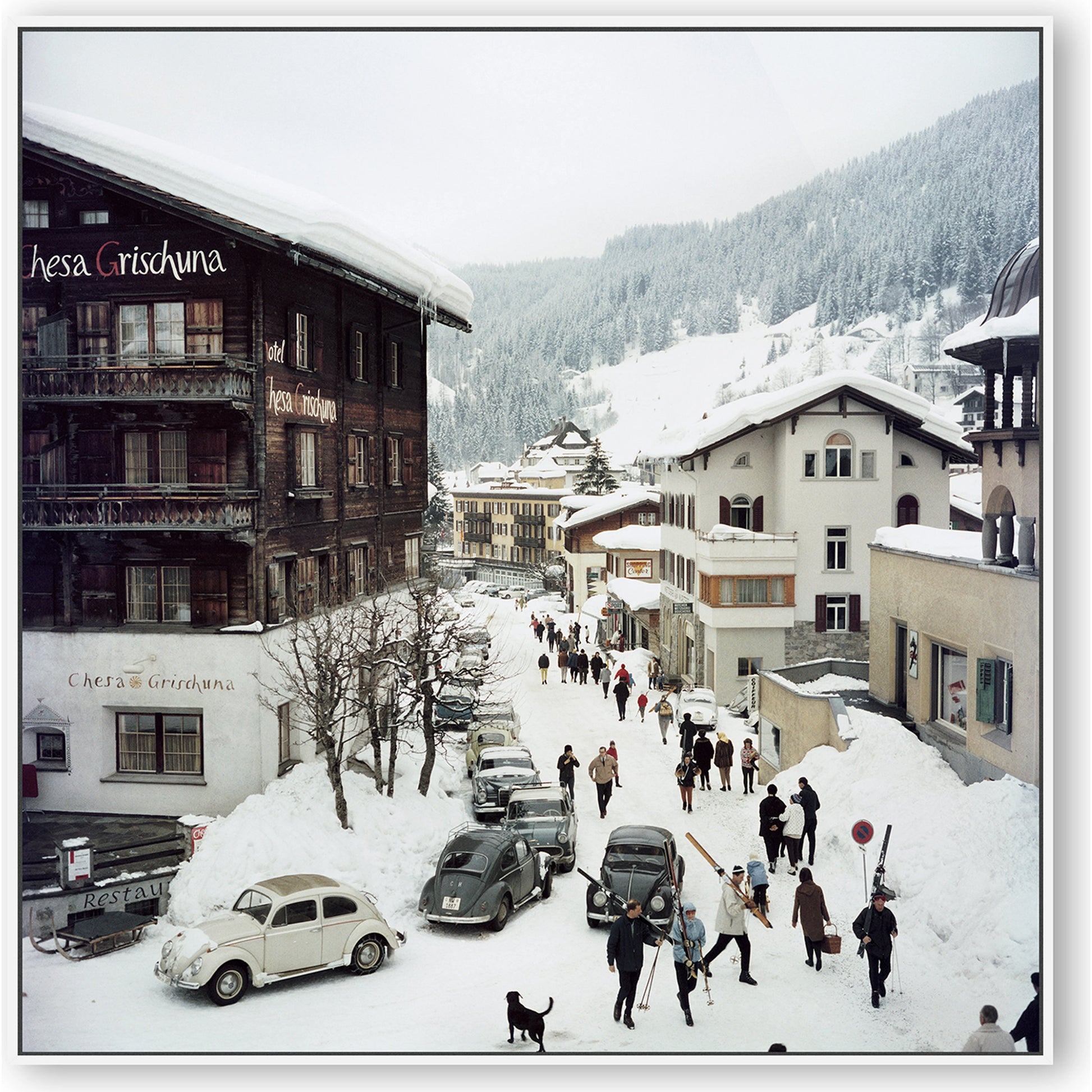 Klosters by Slim Aarons by Four Hands. Made from white maple, gloss white chromaluxe in a modern style.