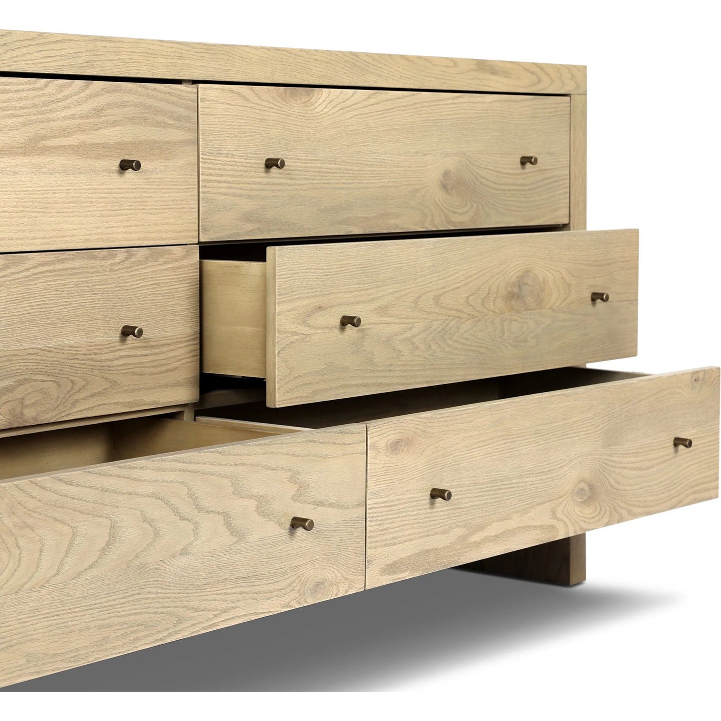 022 SI-2513333 | Closeup | Torrington 6 Drawer Dresser by Four Hands in umber oak. Made from unique in a modern style.