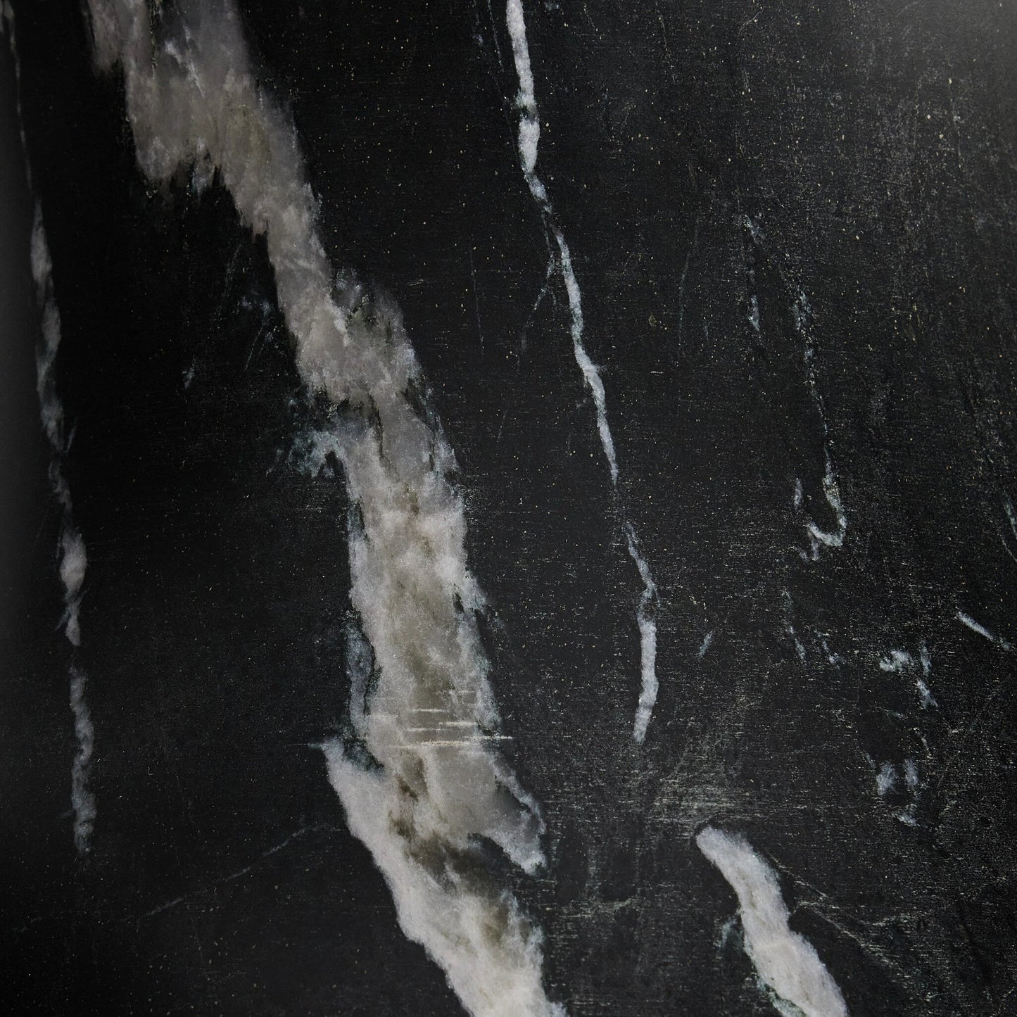 003 SI-2137597 | Closeup | Sona Vase by Four Hands in black marble. Made from solid marble in a modern style.
