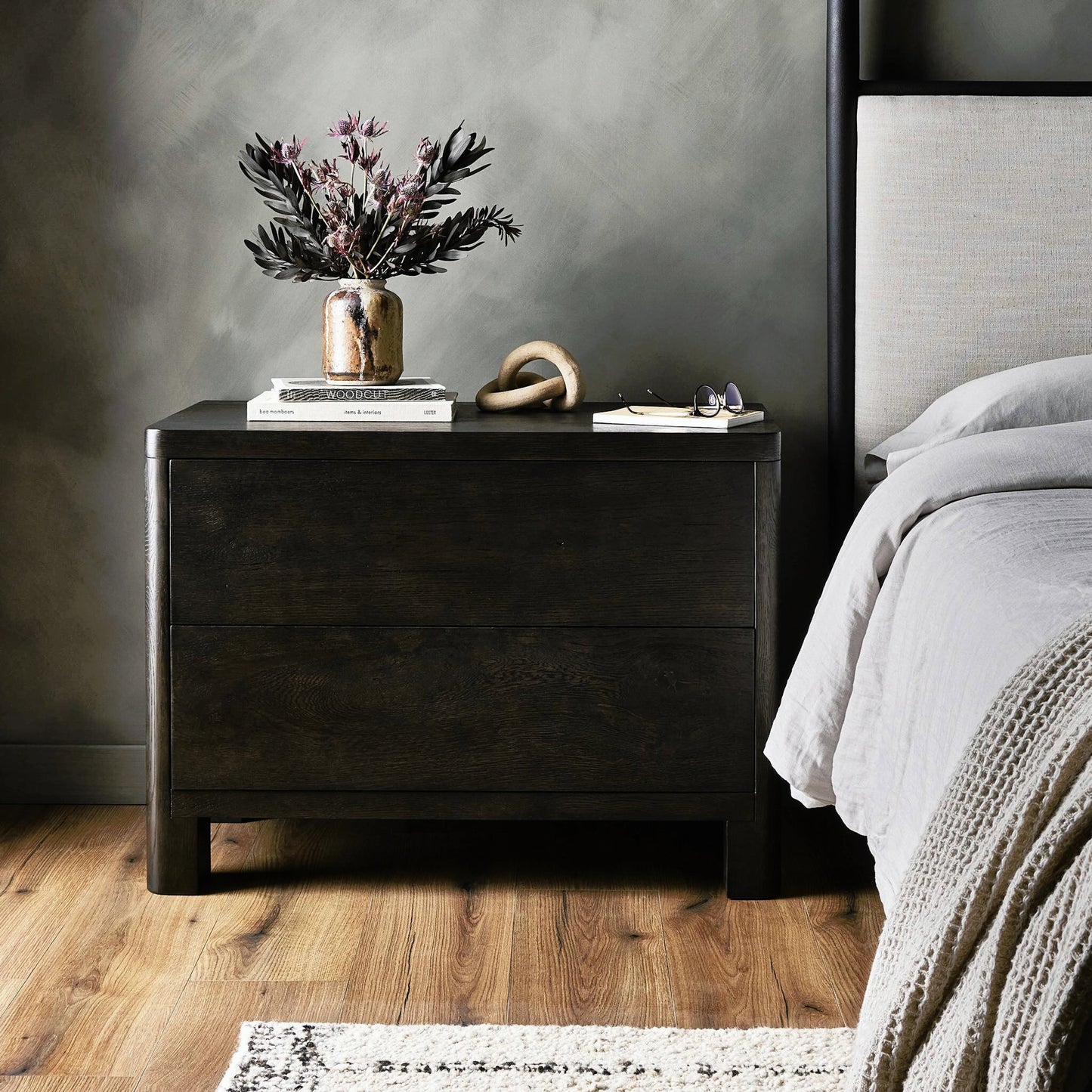 015 SI-2158338 | Lifestyle | Noeline Nightstand by Four Hands in smoked black oak veneer. Made from thick oak veneer, solid oak in a modern style.