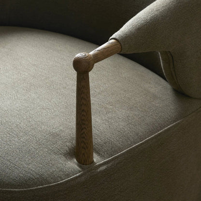 Brently Chair by Four Hands. Made from 100% flax/linen, solid oak in a unique style.