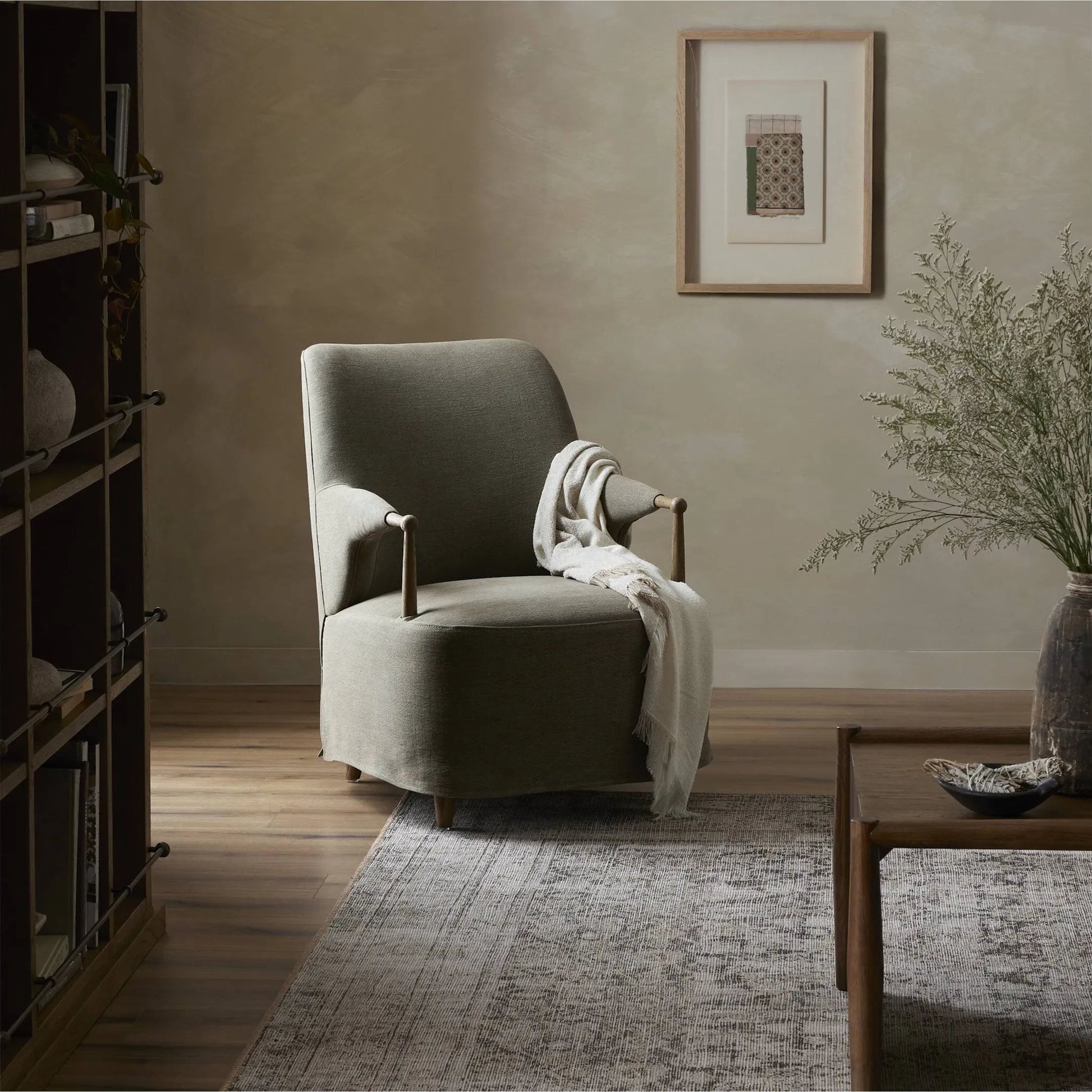 Brently Chair by Four Hands. Made from 100% flax/linen, solid oak in a unique style.