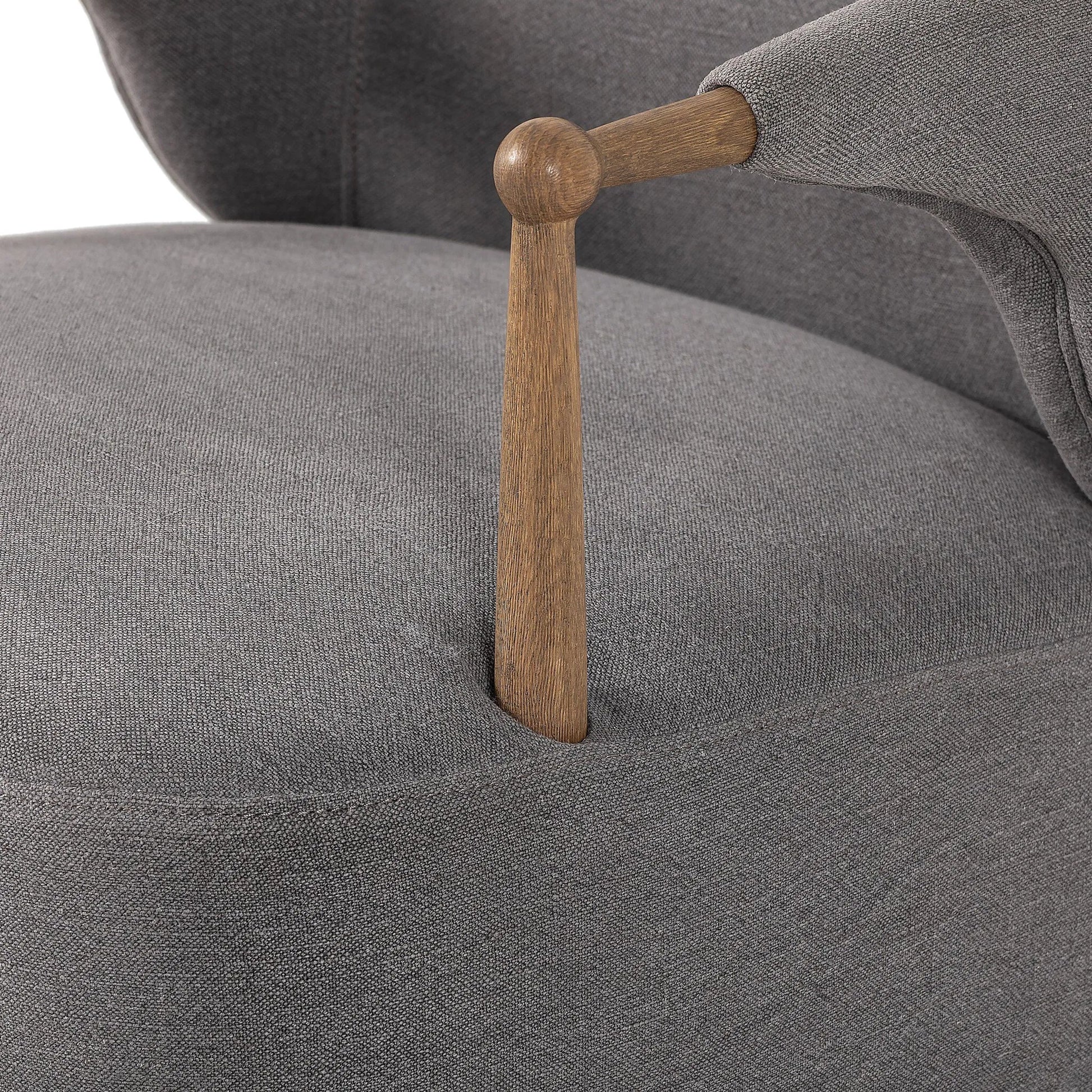 Brently Chair by Four Hands. Made from 100% flax/linen, solid oak in a unique style.