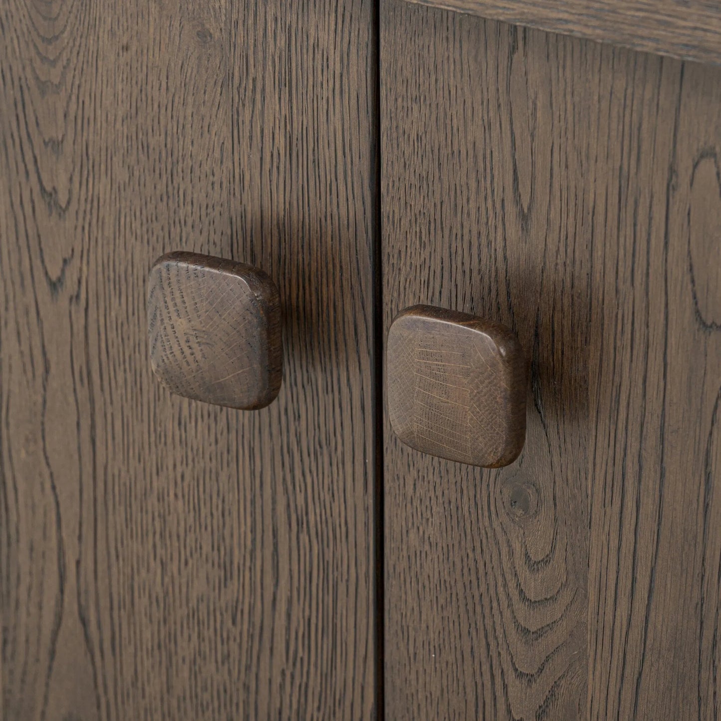 008 SI-2635366 | Closeup | Valen Sideboard by Four Hands in rustic brown oak veneer, rustic brown oak solid. Made from oak veneer, solid oak in a unique style.