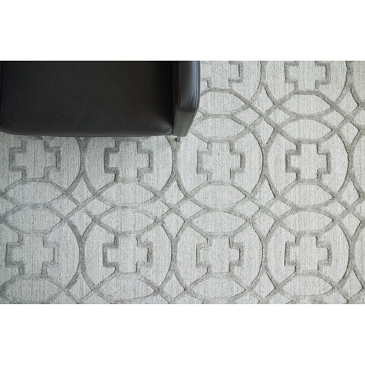 Windsor 2448 Rug by Exquisite Rugs in light silver. Made from wool, bamboo silk in a unique style.