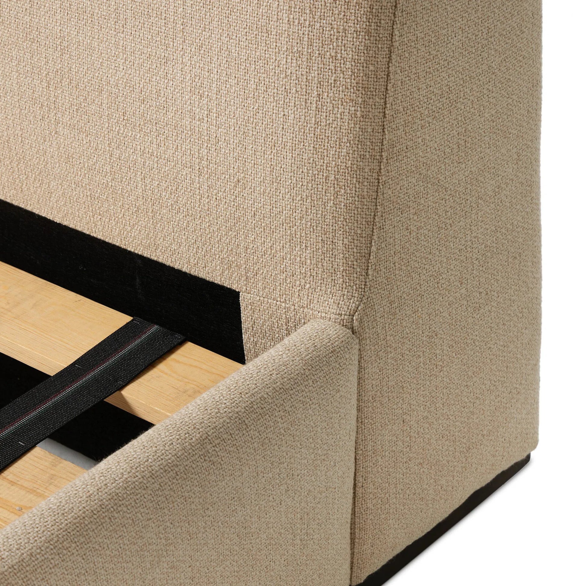 Colt Bed by Four Hands. Made from unique in a transitional style.