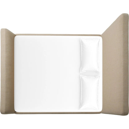 Colt Bed by Four Hands. Made from unique in a transitional style.