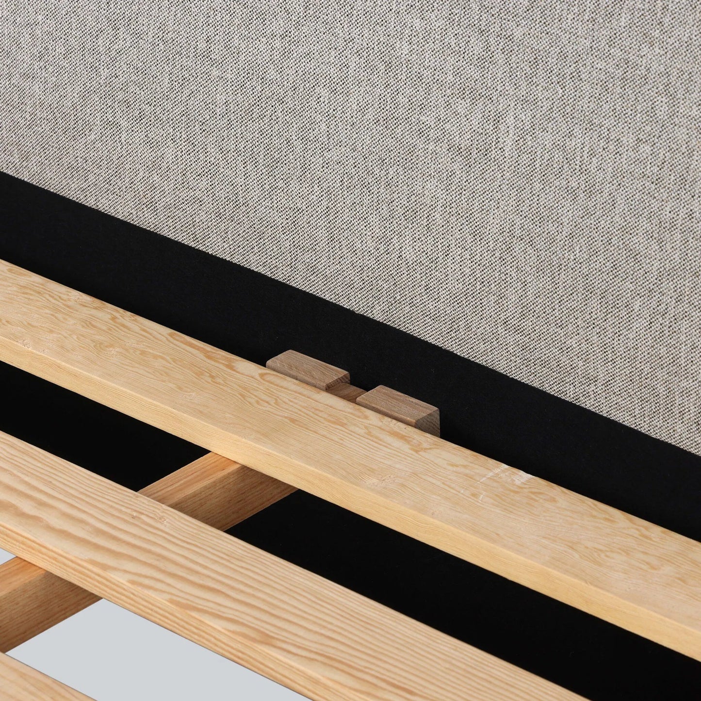 011 SI-2513253,SI-2513254 | Closeup | Colt Bed by Four Hands. Made from unique in a transitional style.