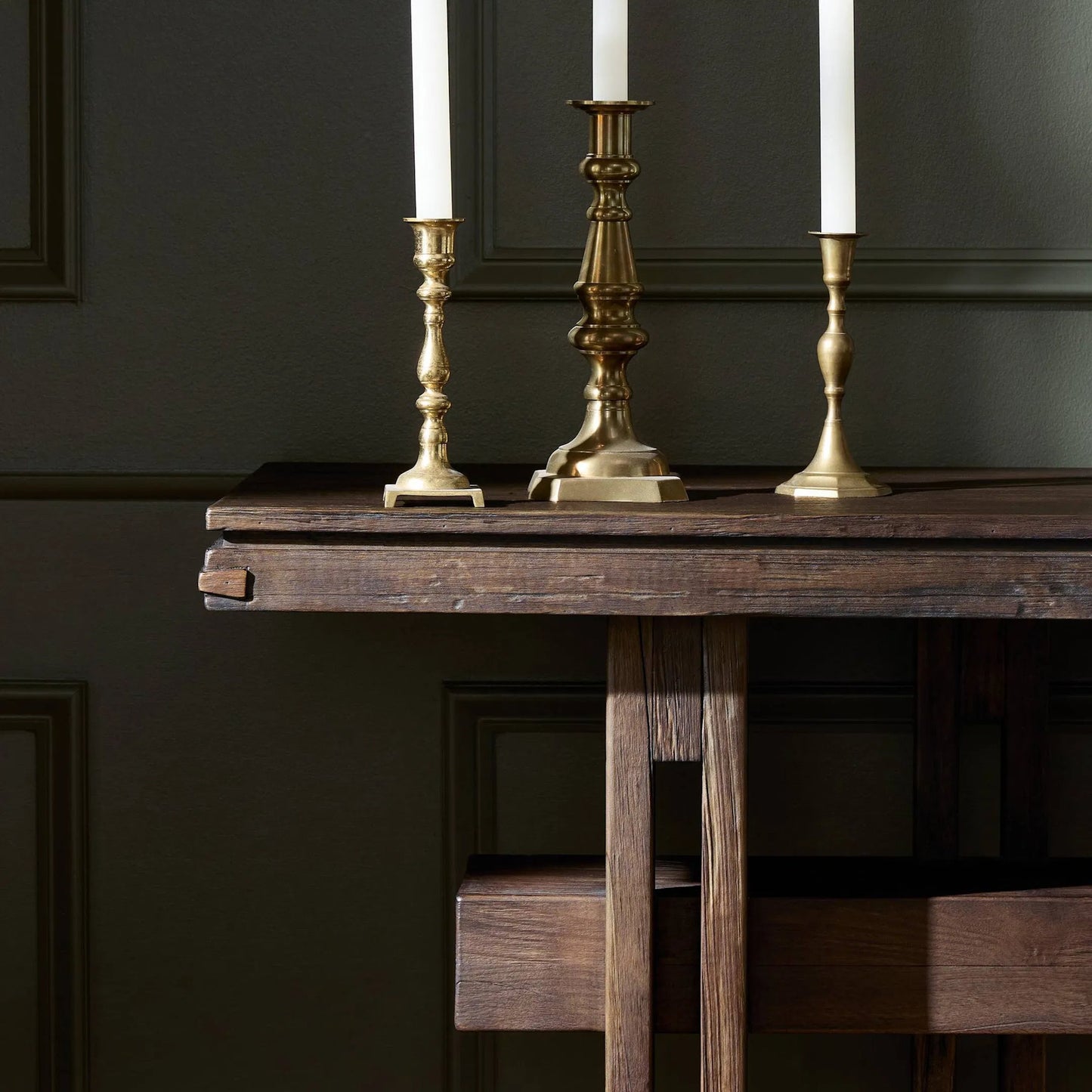 012 SI-2327548 | Lifestyle | Contessa Console Table by Four Hands in smoked alder, smoked alder solid. Made from resawn alder veneer, solid alder in a traditional style.