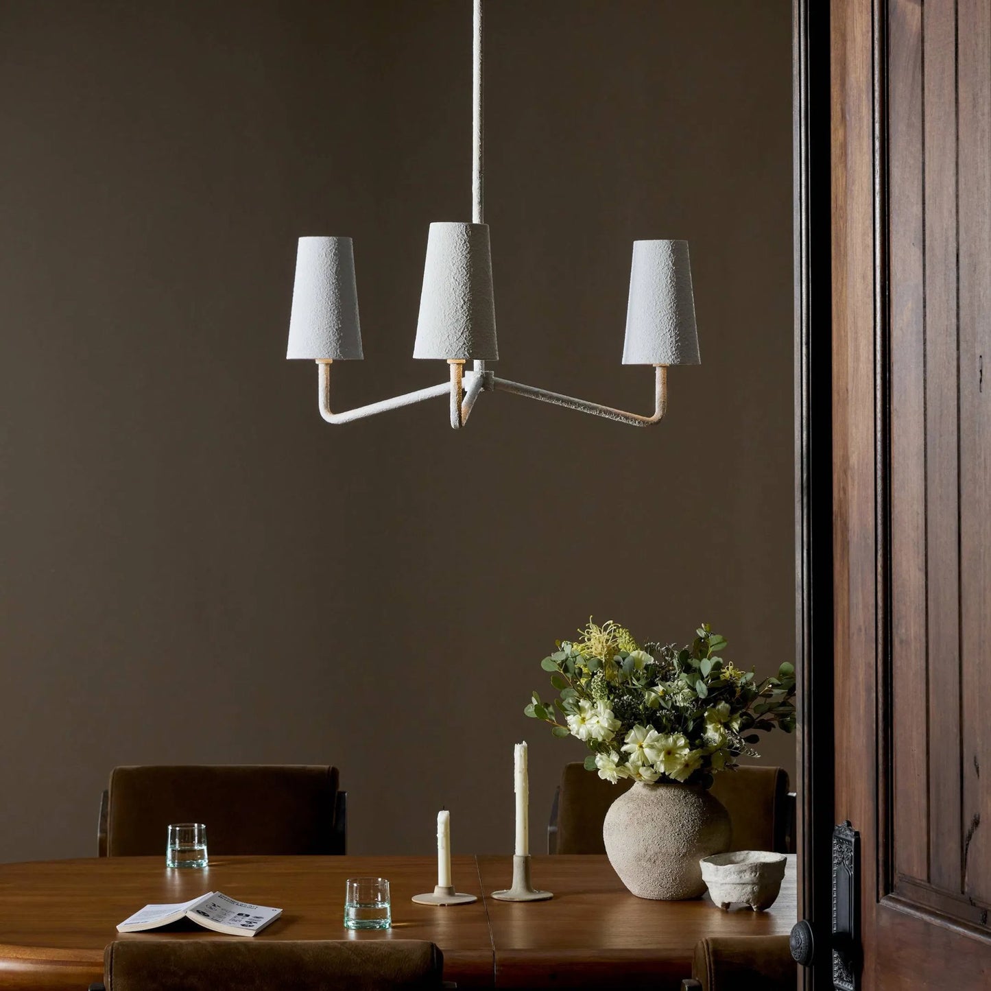 008 SI-2635367 | Lifestyle | Vincennes Chandelier by Four Hands in matte white plaster. Made from iron in a unique style.